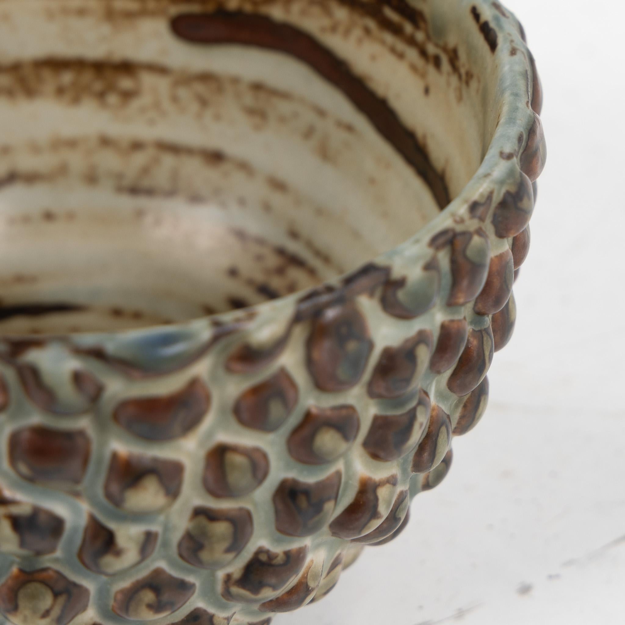 Danish Stoneware bowl in 'Sung' glaze by Axel Salto For Sale