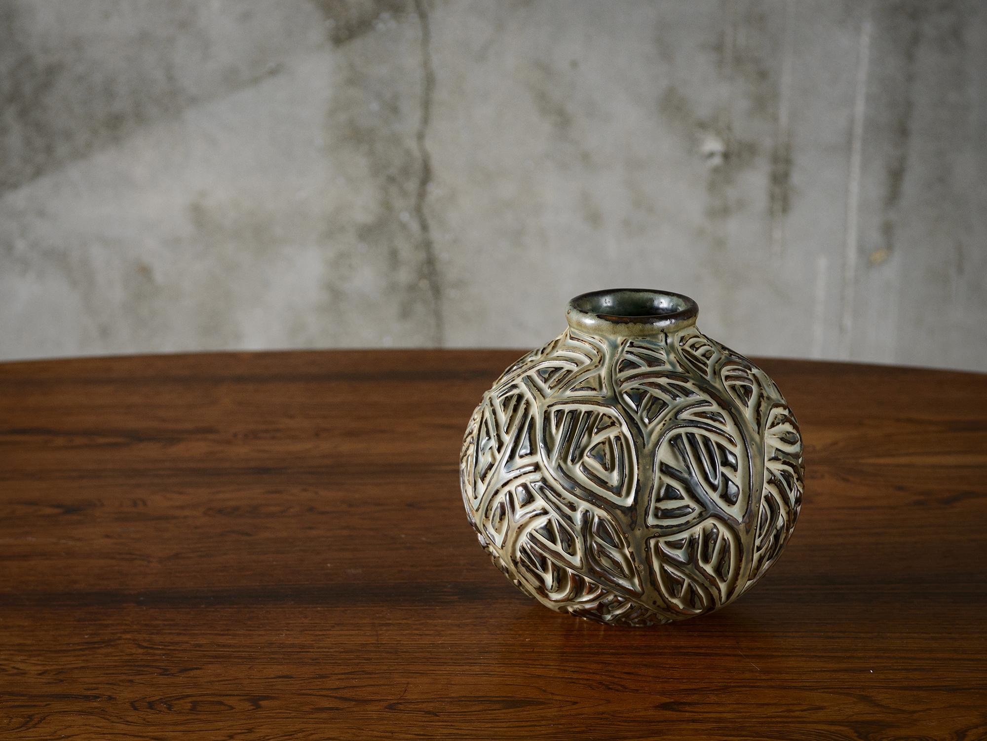 Axel Salto vase model 20560, 1969 for Royal Copenhagen stoneware, incised marks.