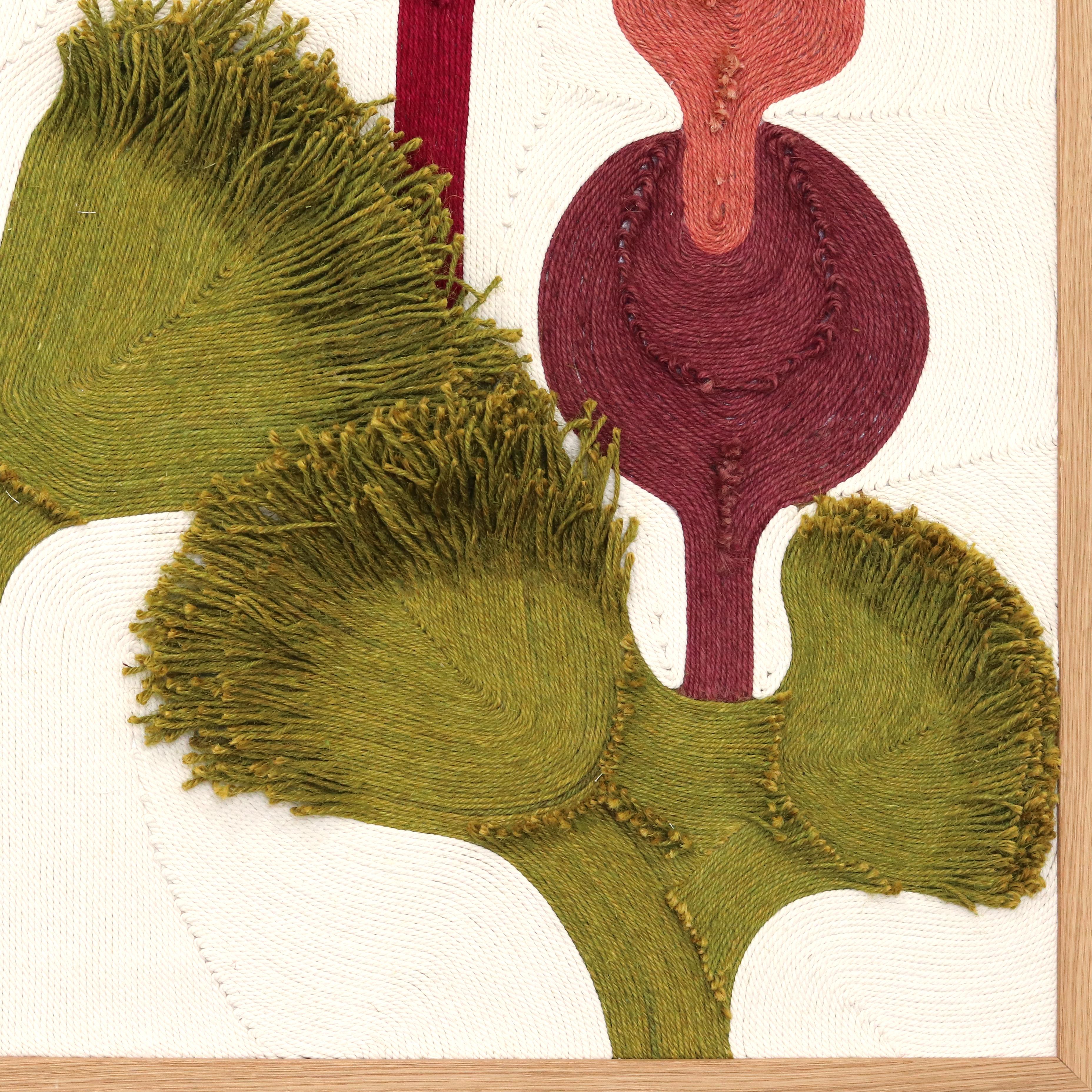 Axelle Gosse crea composizioni intricate e tattili utilizzando corda e tessuto, trasformando materiali di uso quotidiano in opere d'arte contemporanea di grande impatto. Ispirato dai suoi numerosi viaggi in America Latina, Africa e India, il suo