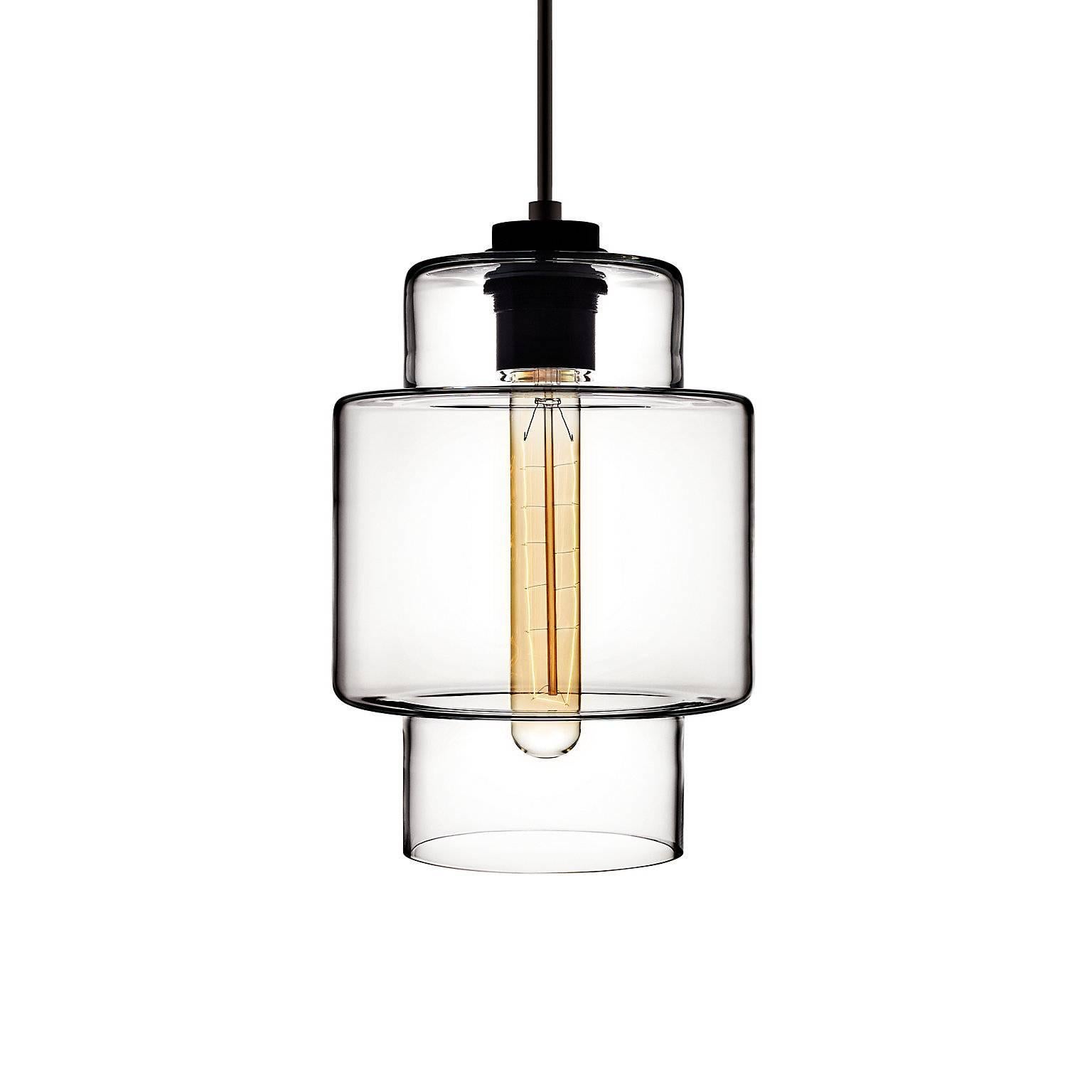 Lampe à suspension moderne en verre soufflé à la main en cristal Axia, fabriquée aux États-Unis