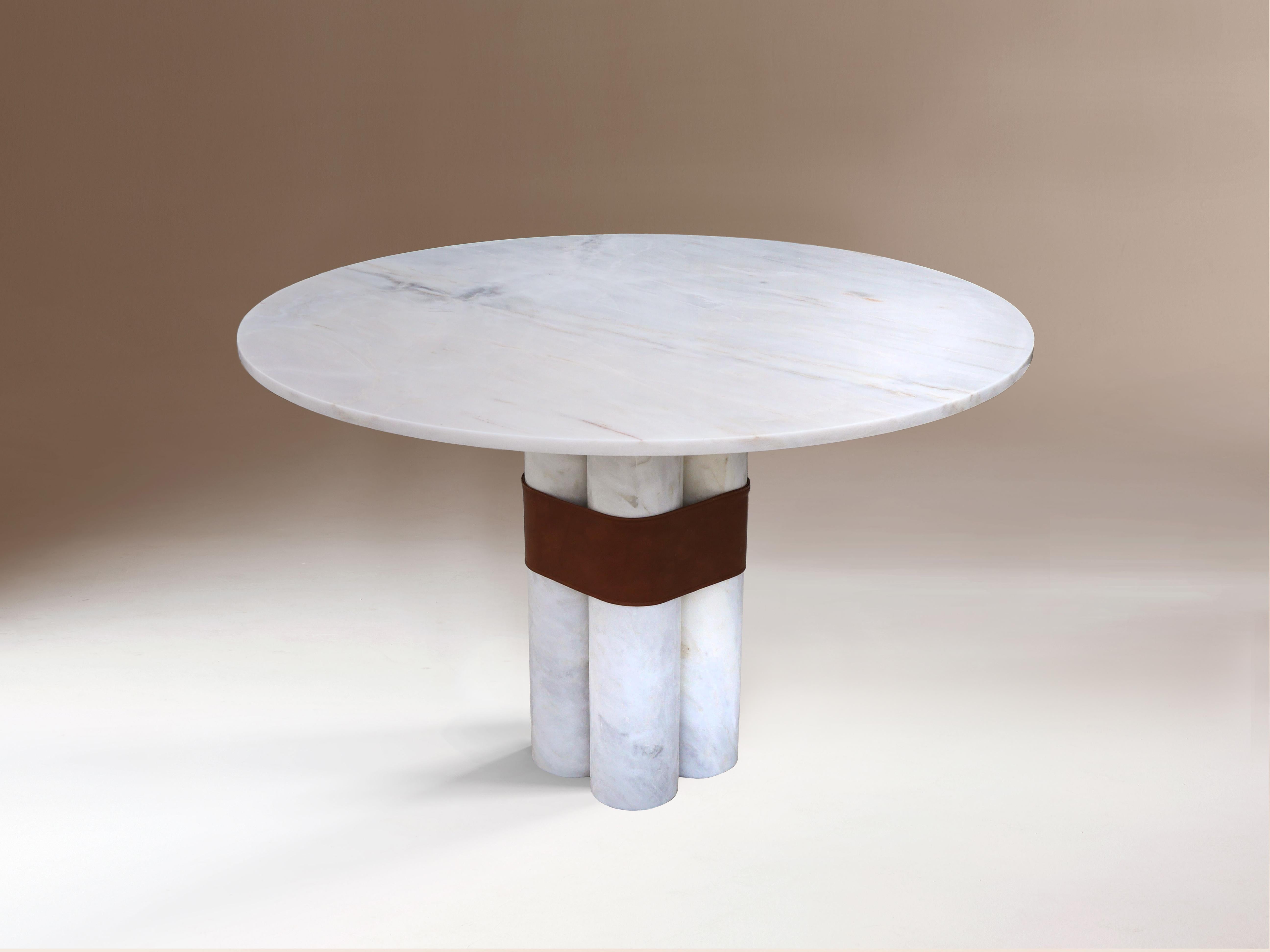 Axis Side Table by Dovain Studio
Dimensions: H 60 x Ø 60 cm
Materials: Estremoz White Marble, Eco leather

Dovain Studio
Creative direction by Sergio Prieto, a Spanish artist-designer who was born in Talavera de la Reina in 1994. He dedicated