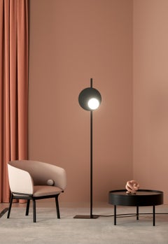 Axolight Kwic 36 Medium Floor Lamp in Intense Black by Robert Cornelisse