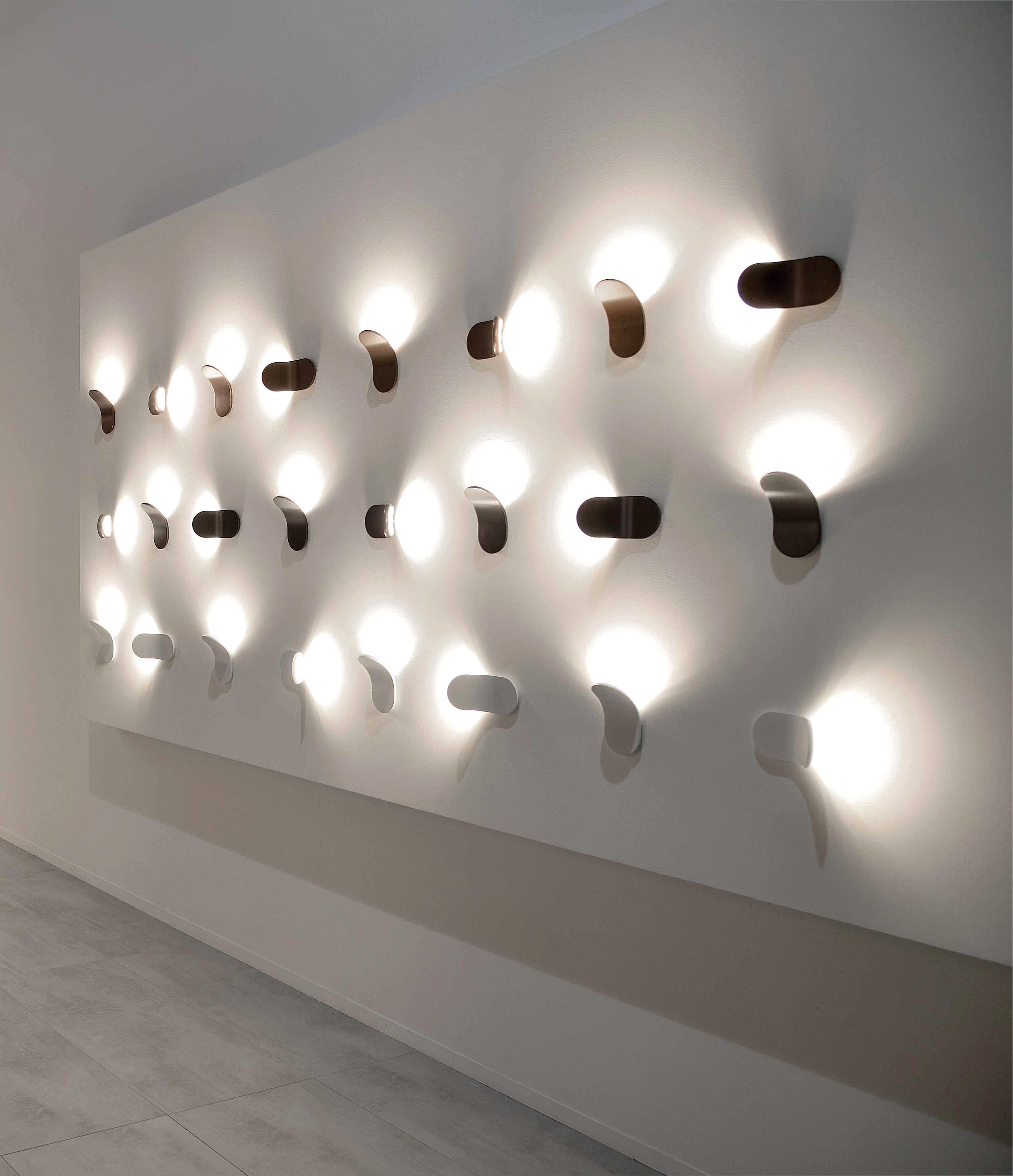 Axolight Lik Wall Lamp in Wrinkled White Aluminum by Serge & Robert Cornelissen For Sale 1