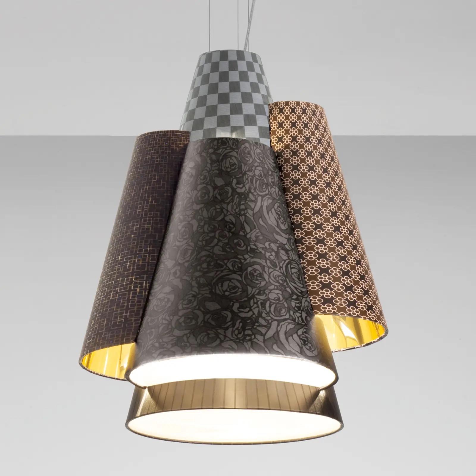 Axo Light – Melting Pot SP MELT 60
Design by Sandro Santantonio

The Melting Pot SP MELT 60 pendant lamp blends refined aesthetics with a bold, distinctive personality. Designed by Sandro Santantonio for Axo Light, it plays on the striking contrast