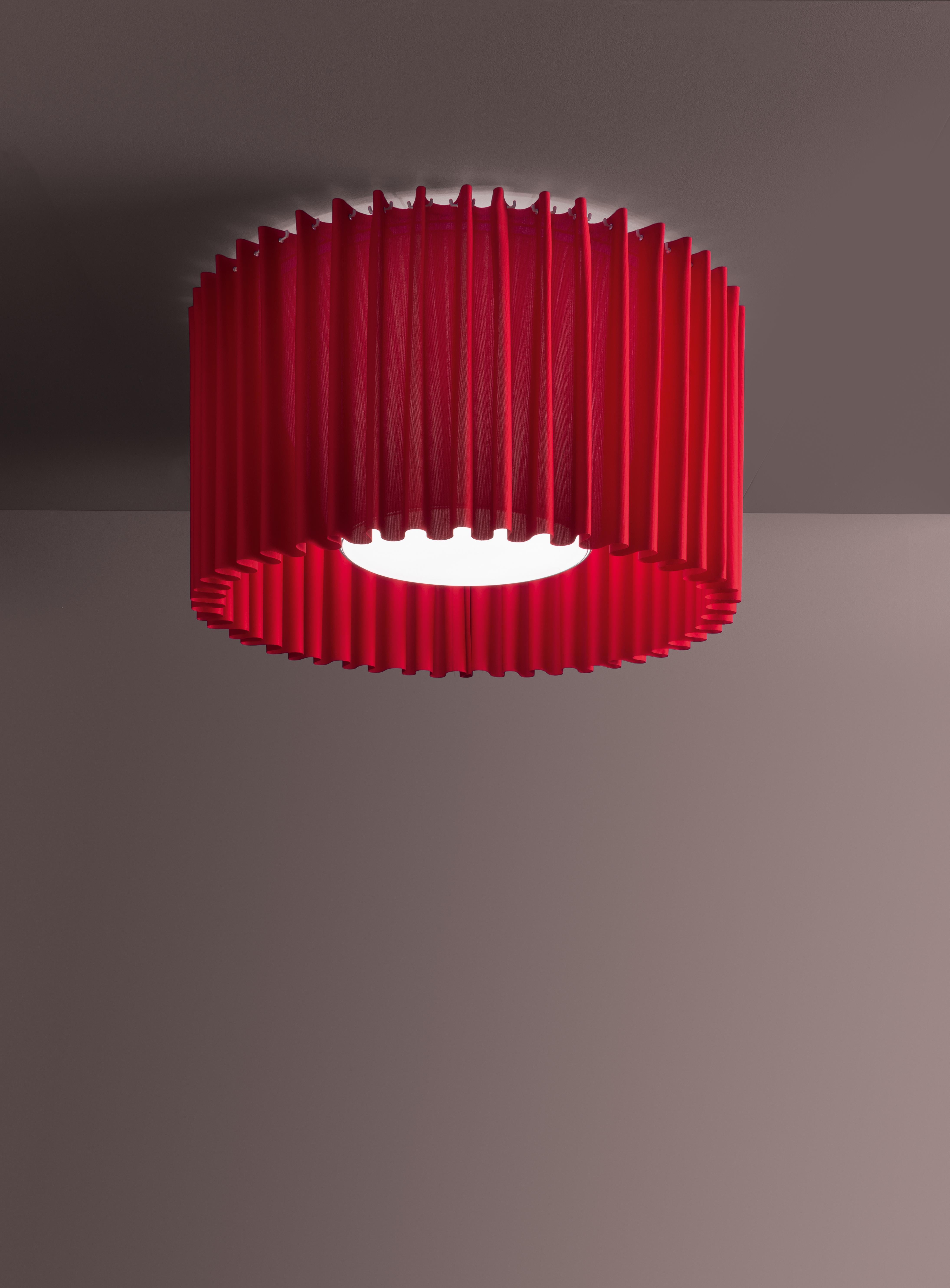 Axolight Skirt XL 150 Ceiling Light in Red by Manuel & Vanessa Vivian

Skirt takes inspiration from the world of fashion, in particular from the garment of the same name. The result is a collection of pendant lamps with a unique and elegant design,