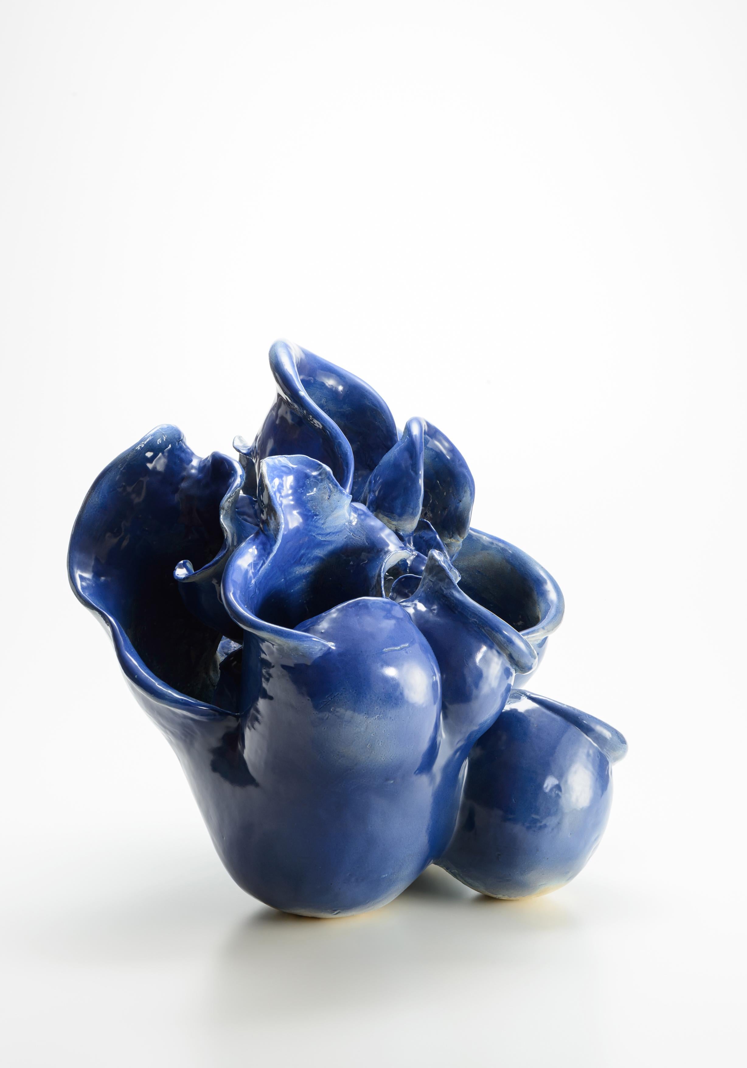 Conchiglia d'acqua, Aya Mori, 2019, Scultura astratta in ceramica, Composizione organica 3