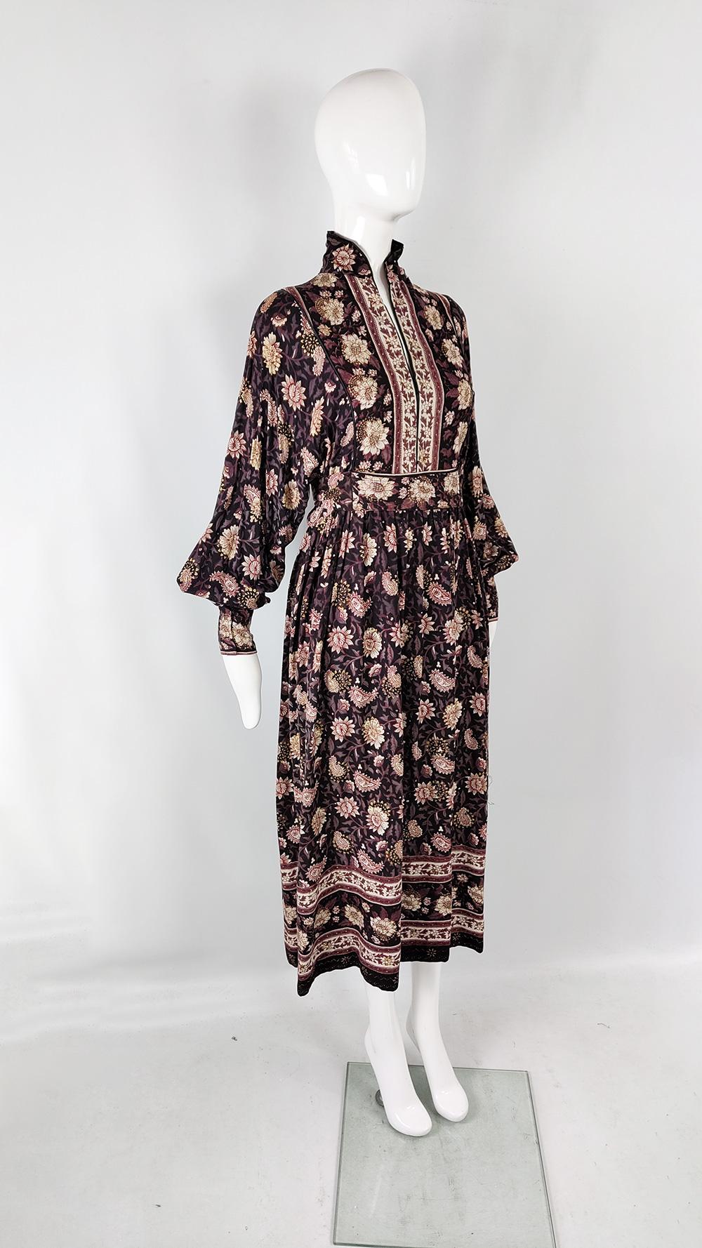 Ayesha Davar Vintage 70s Indian Block Print Bohemian Dress, 1970s  In Good Condition For Sale In Doncaster, South Yorkshire
