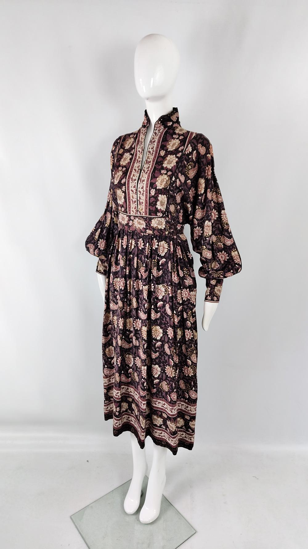 Ayesha Davar Vintage 70s Indian Block Print Bohemian Dress, 1970s  For Sale 3