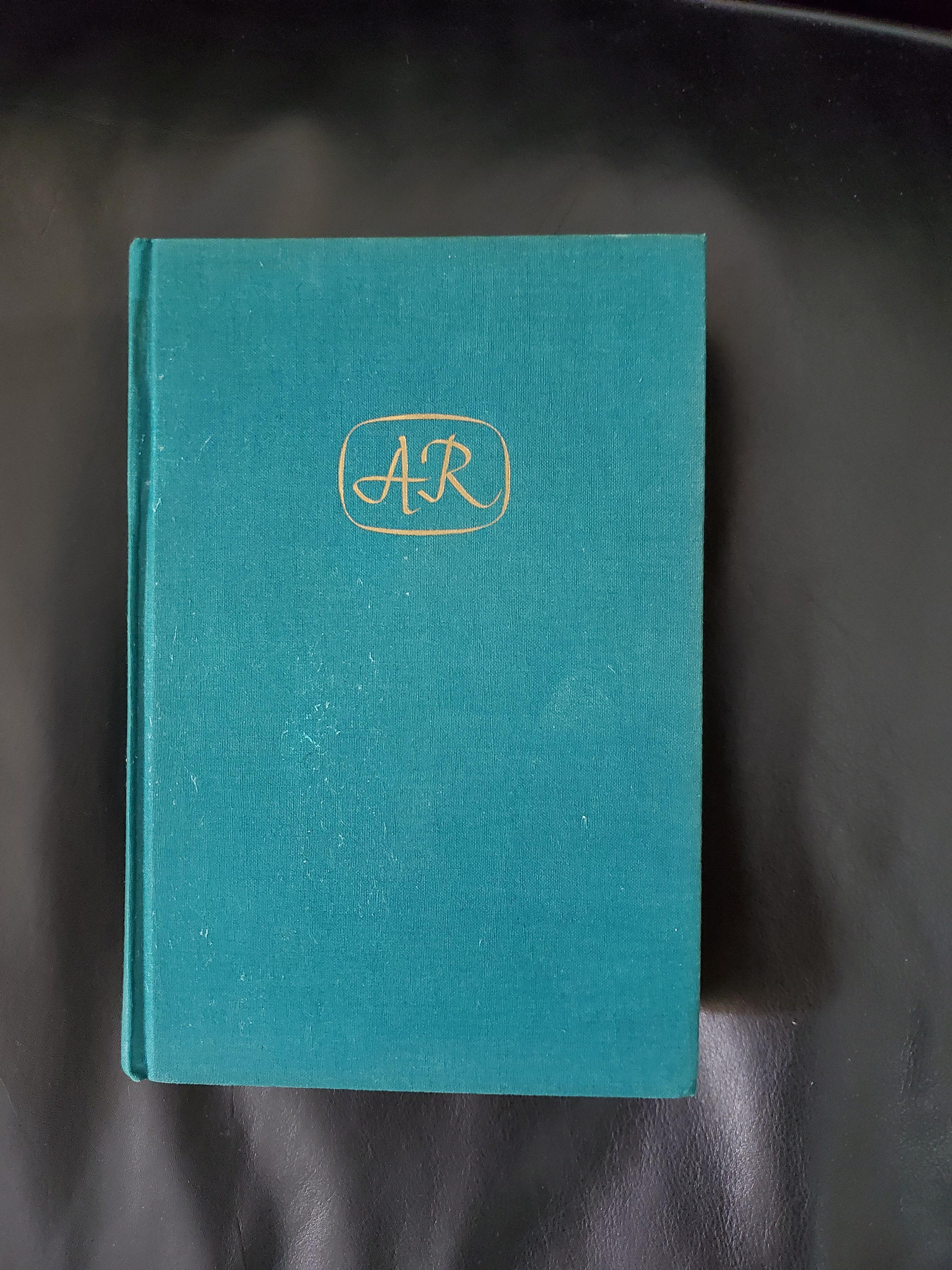 Ayn Rand Atlas Shrugged 
Signed by Rand
Amazing book very rare
Signed by rand on the front end paper
No writings 
With dust jackets in clean conditions
Not price clipped
No writings on this book
Not restored
Very very clean book
Not