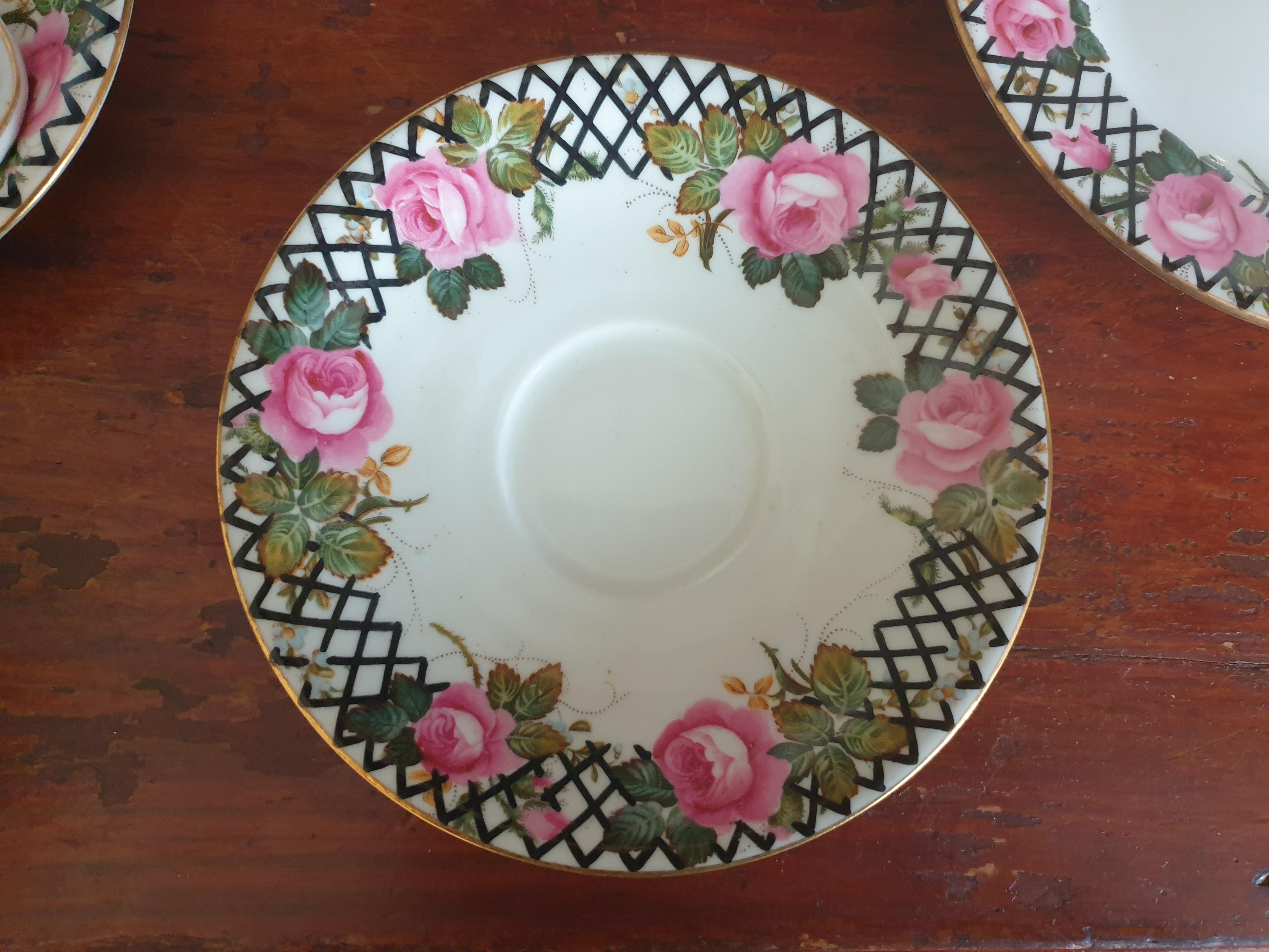 Porcelain Aynsley Art Deco Roses Tea Service For Sale