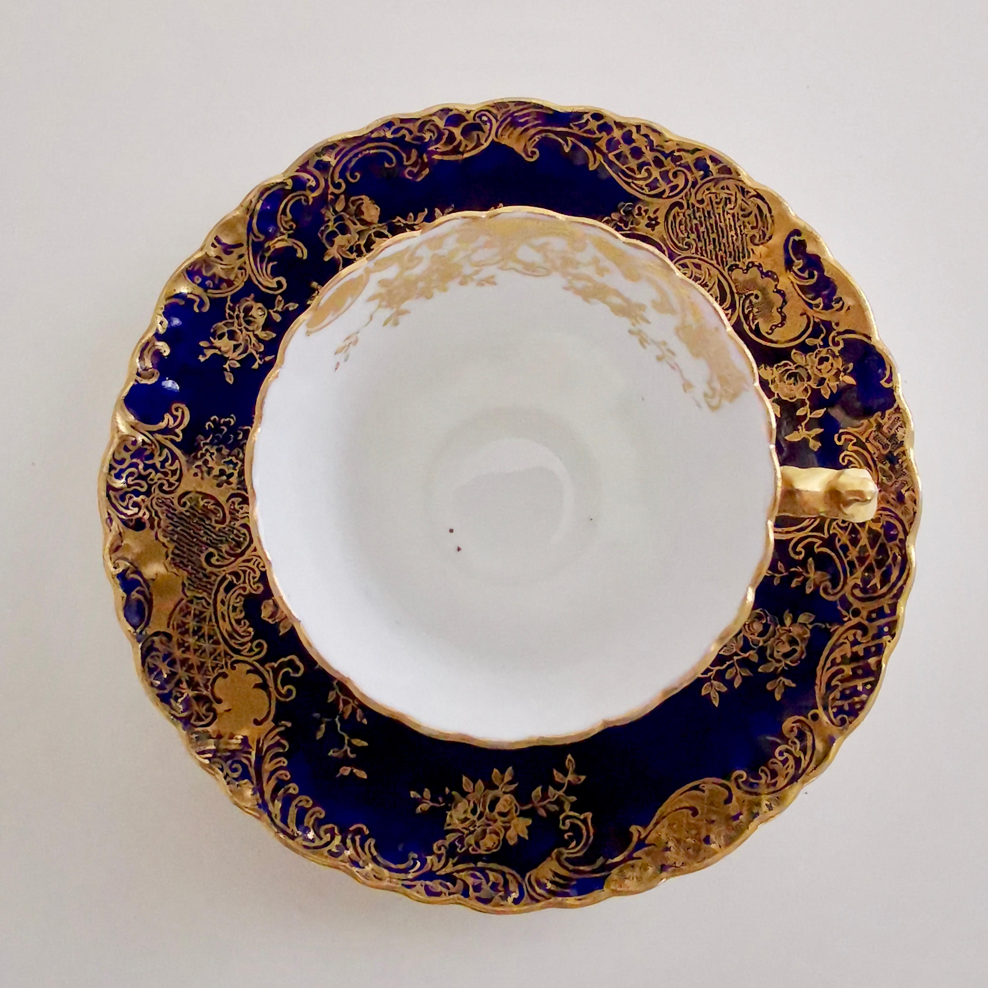 Aynsley Porcelain Demitasse Cup, Art Nouveau Cobalt Blue with Gilt, 1891-1912 In Good Condition In London, GB