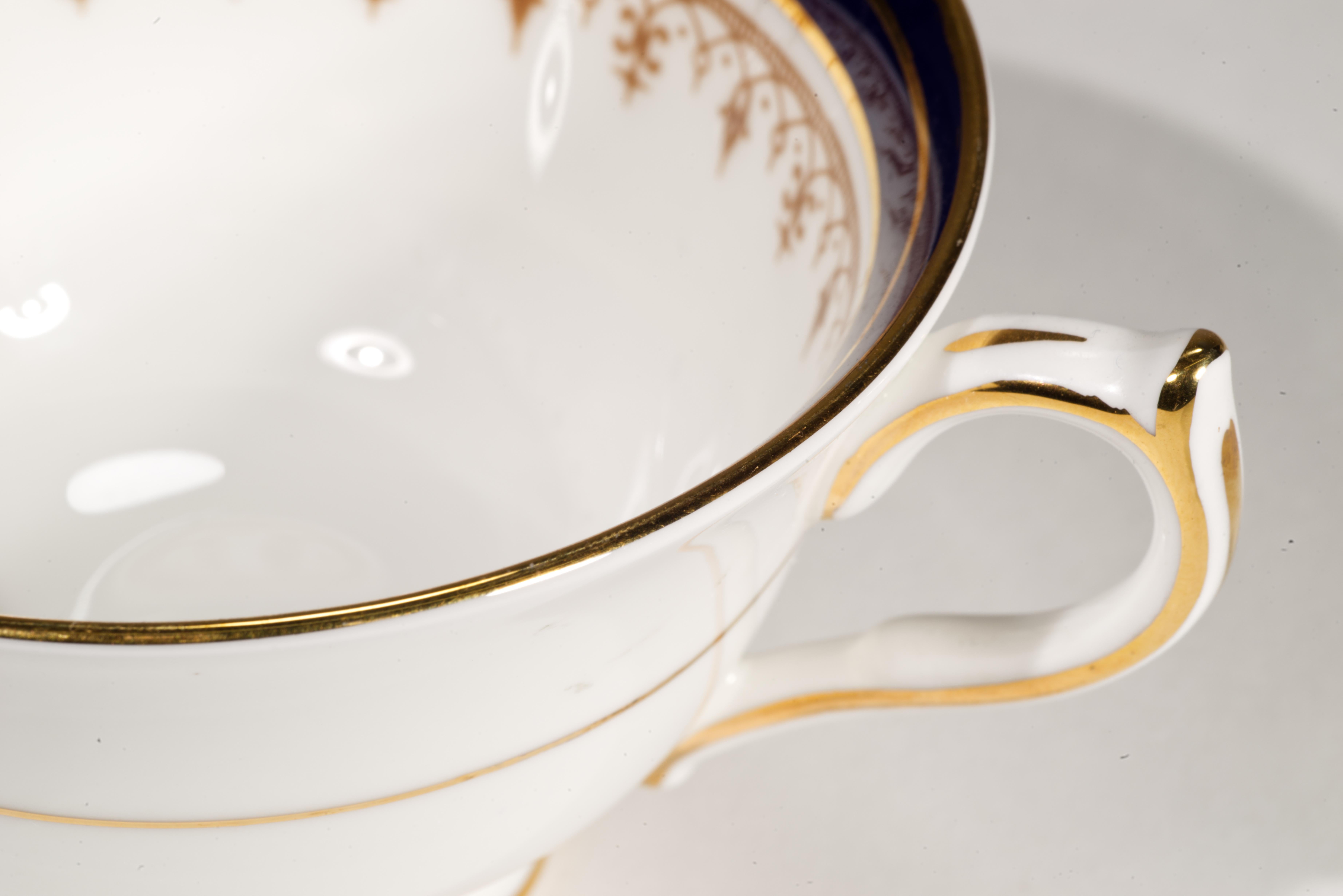 Aynsley England Leighton Cobalt Set di 4 tazze, piattini e piatti in porcellana in vendita 3
