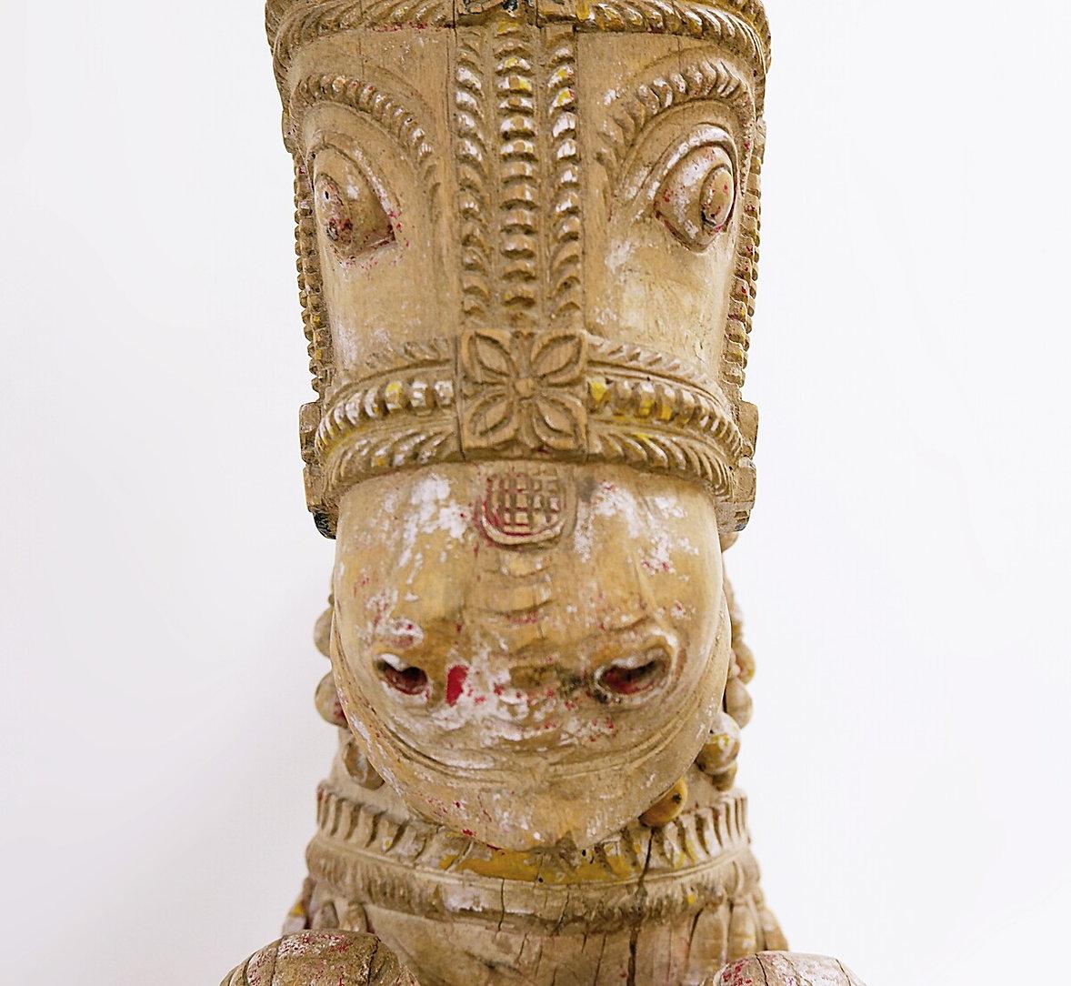 Ayyanar India carved and polychrome wood horse - 20th For Sale 3