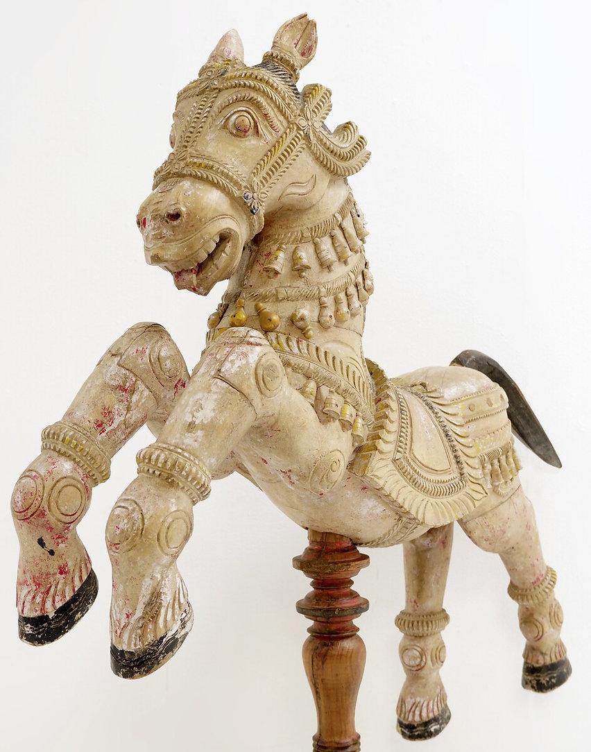 Ayyanar India carved and polychrome wood horse - 20th For Sale 5
