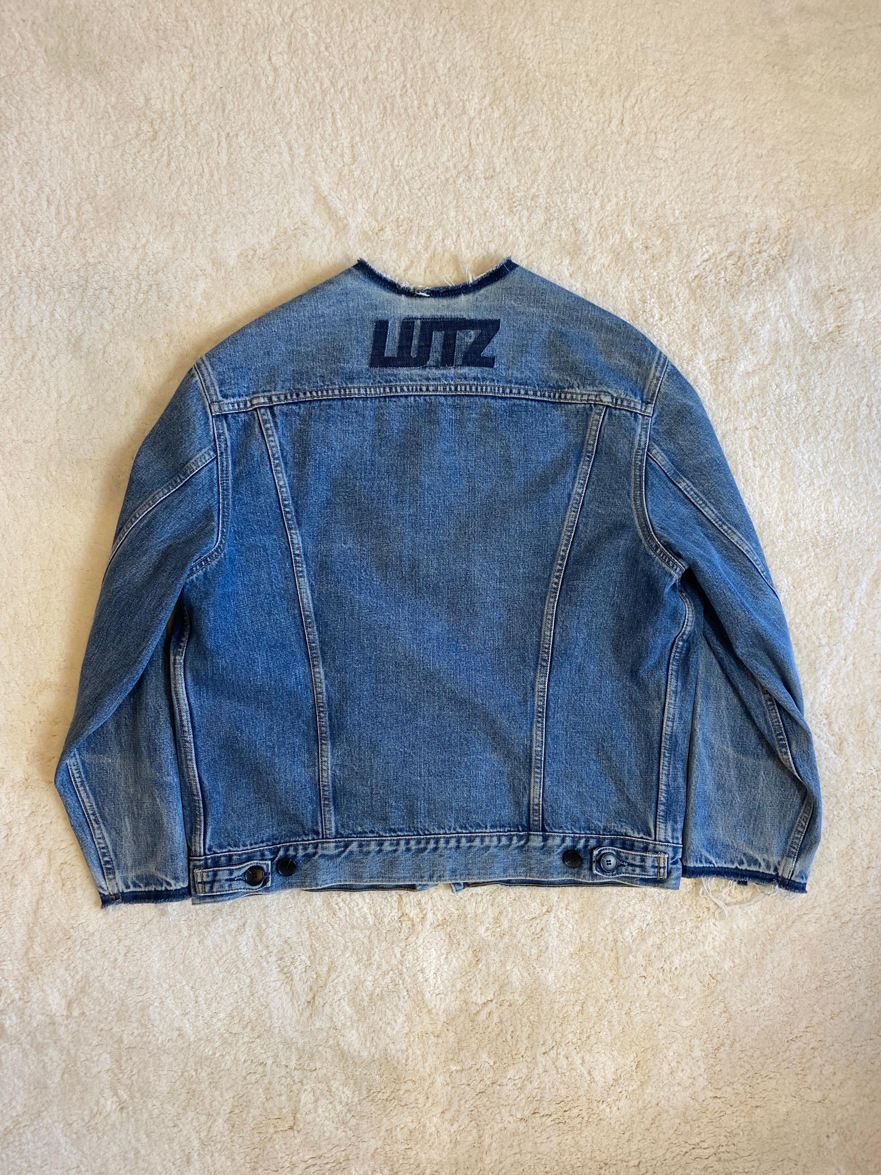 Veste en jean Az Factory avec paillettes. en vente 2