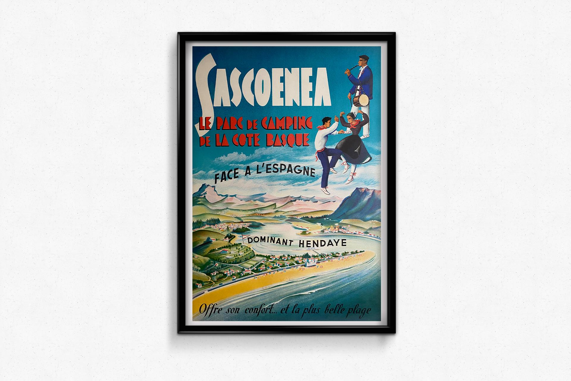 Très belle affiche touristique réalisée pour promouvoir le camping Sascoenea qui est situé dans la ville d'Hendaye.

Hendaye est une ville du Pays basque français, dans le département des Pyrénées-Atlantiques, en région Nouvelle-Aquitaine. Elle se