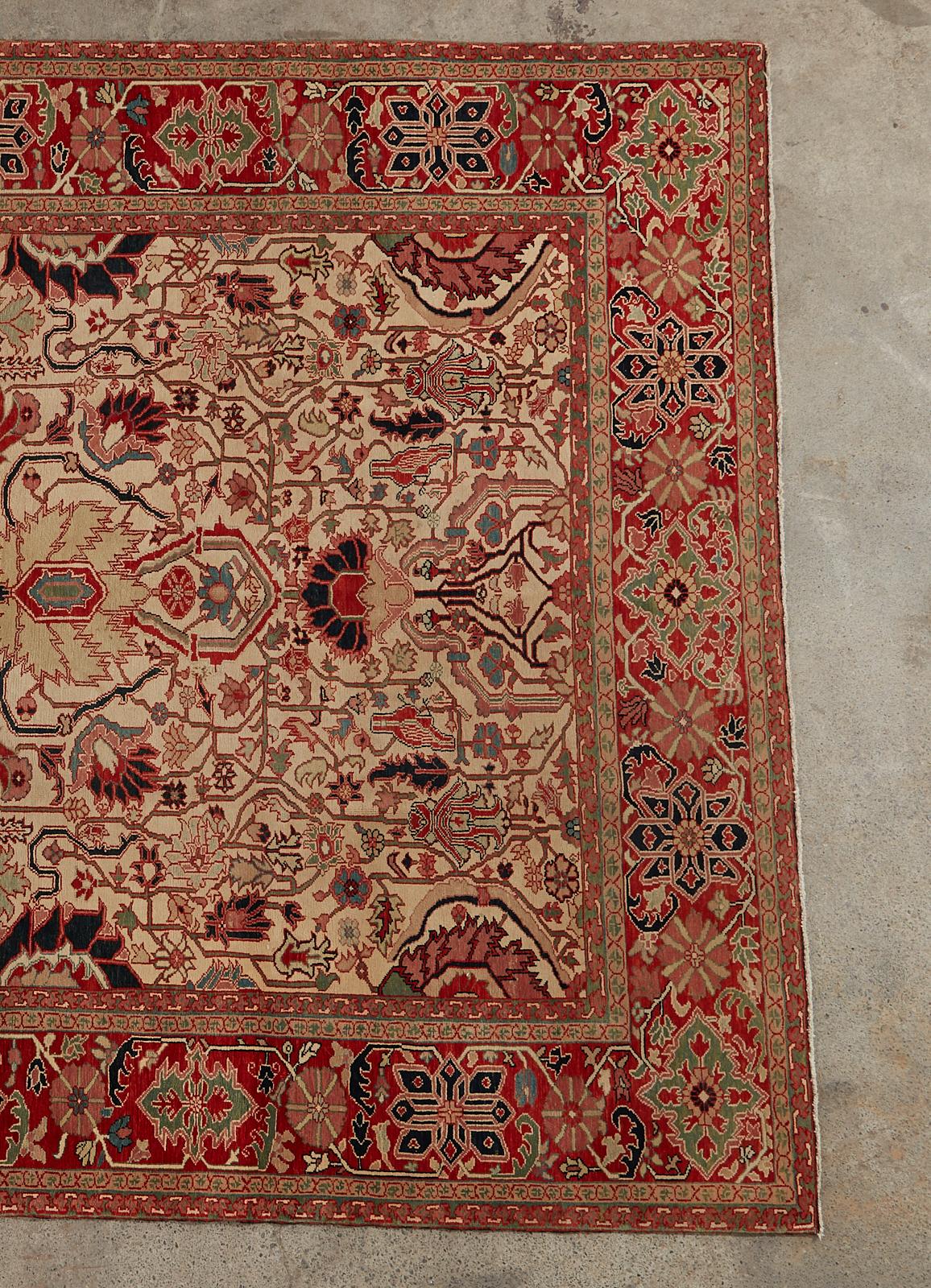 Contemporary Turkish Heriz Serapi Style Wool Rug For Sale