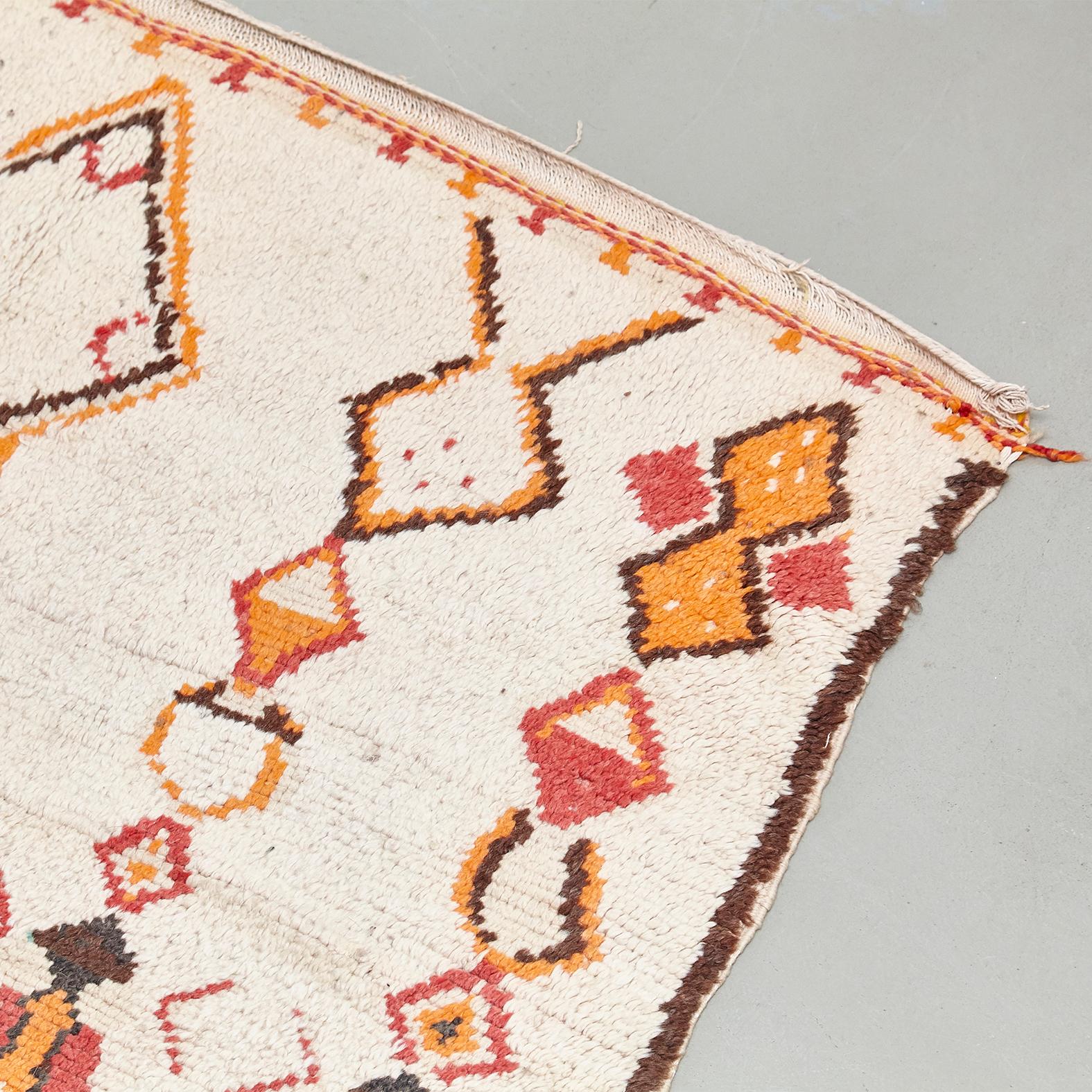Azilal, Hand Knotted Wool, Chichaoua Moroccan Rug, circa 1960 In Good Condition In Barcelona, Barcelona