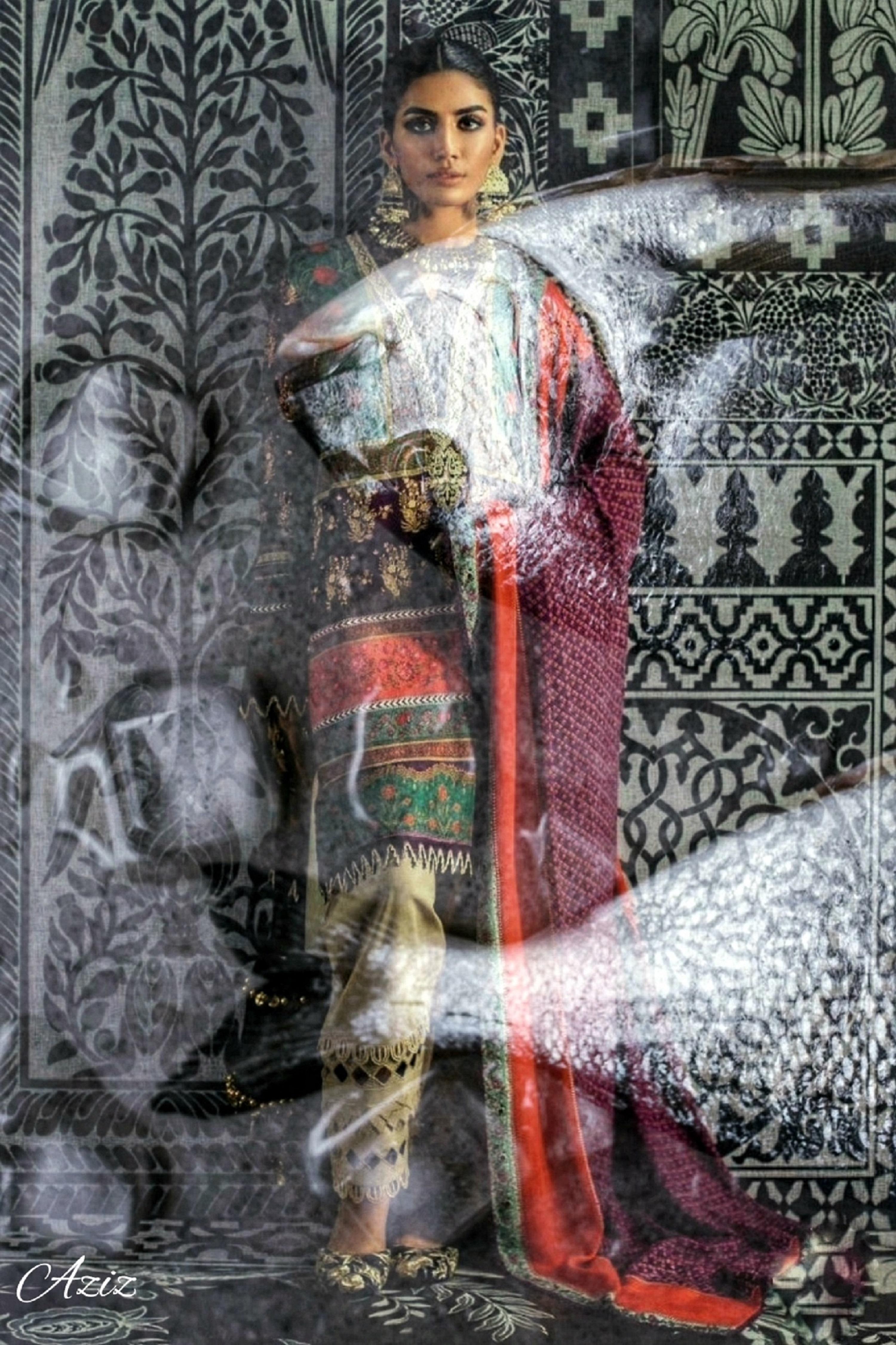 Stampa digitale su carta 
Edizione di 10

Aziz Anzabi è un artista britannico di origini iraniane nato nel 1970 che vive e lavora a Londra, nel Regno Unito. An He espone molte opere d'arte negli Stati Uniti, nei Paesi Bassi e in Iran. Anzabi mescola