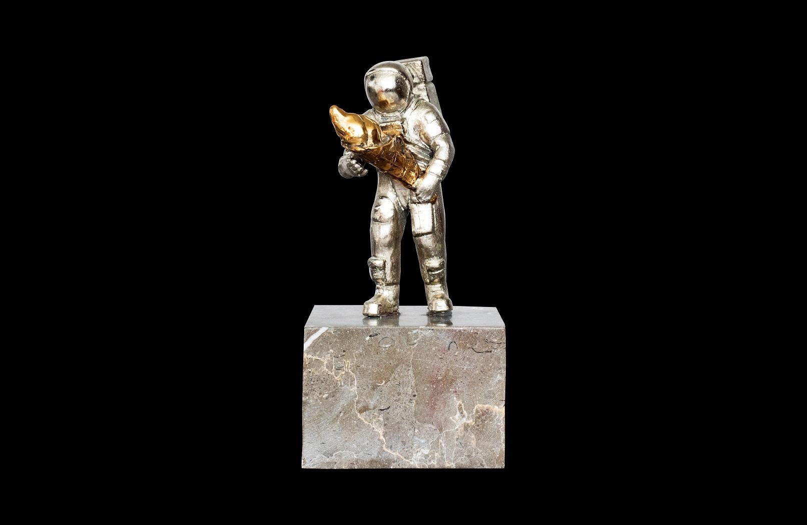 Bronze sculpture 

Aziz Anzabi is a British artist with Iranian origins born in 1970 who lives & works in London, UK. He exhibits many artworks in the U.S, the Netherlands, and Iran. Anzabi mixes a near-extinct Iranian style of peeling paper on