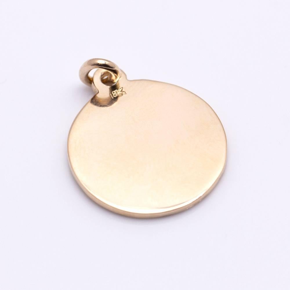 Aztec Period Medal Pendant in Yellow Gold for woman  18kt Yellow Gold  5,60 grams  Width 1,8cm  This pendant is in very good condition.  Ref.:D359138JC  Original Pre-Owned Product  Ref.:D359138JC