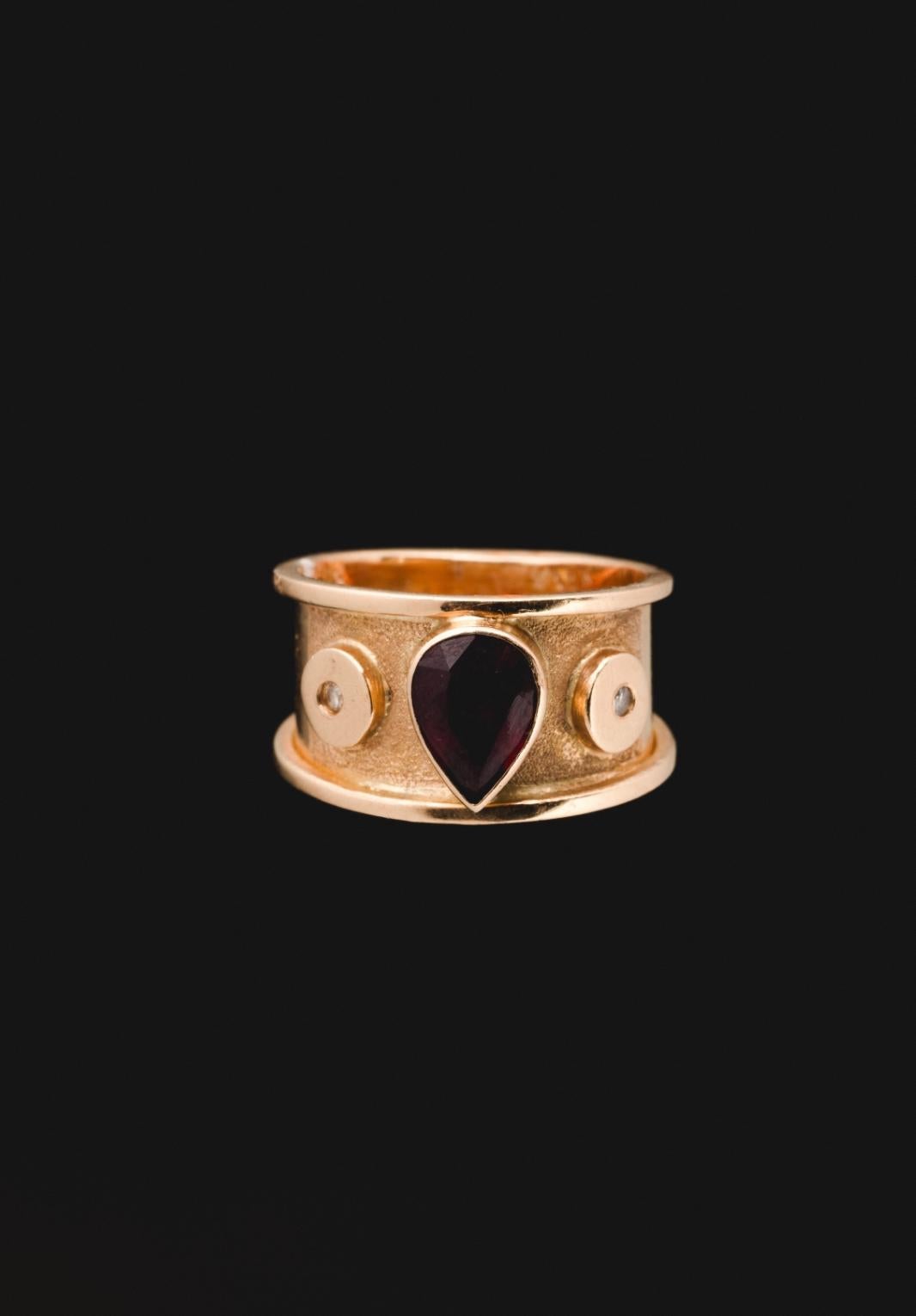 For Sale:  Aztec Ring in 18k Gold with Ruby and Two Diamonds 4
