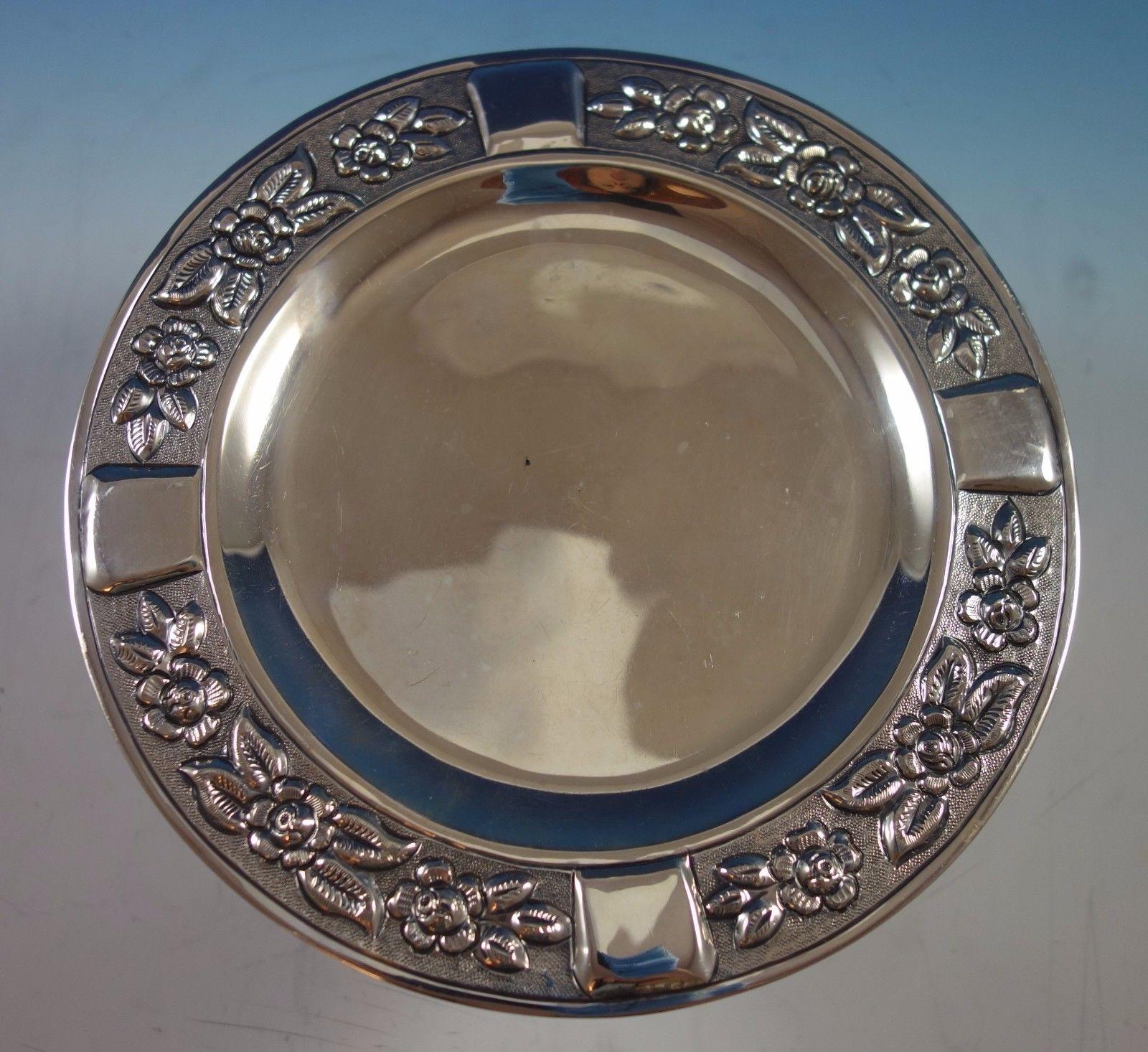 Aztec rose by Maciel Mexican sterling silver dessert plate. The piece is marked with #2310-7, it measures 1/4