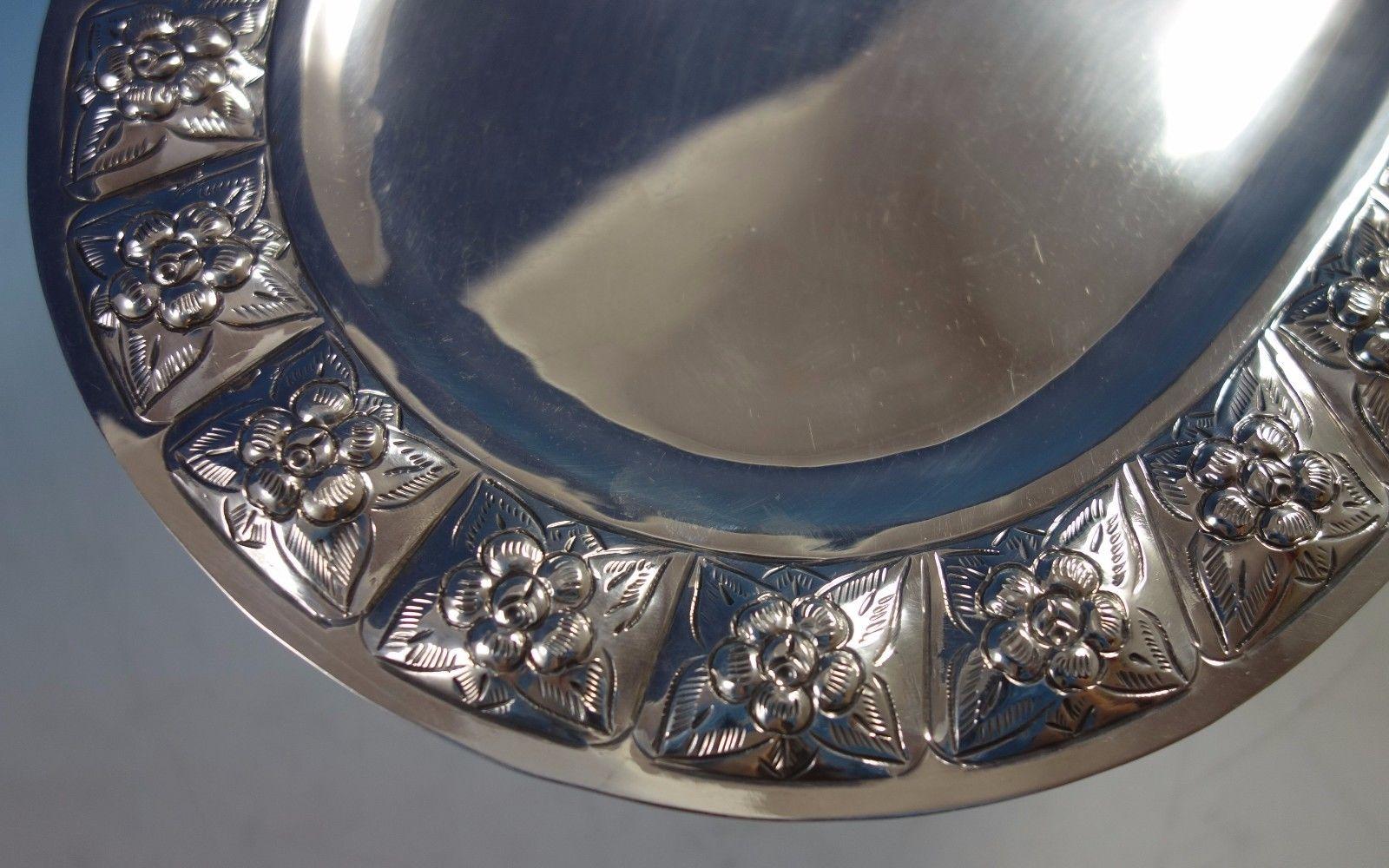 Aztec Rose by Sanborns Mexican sterling silver oval bread tray. The piece is monogrammed (see photos), and measures 1/4