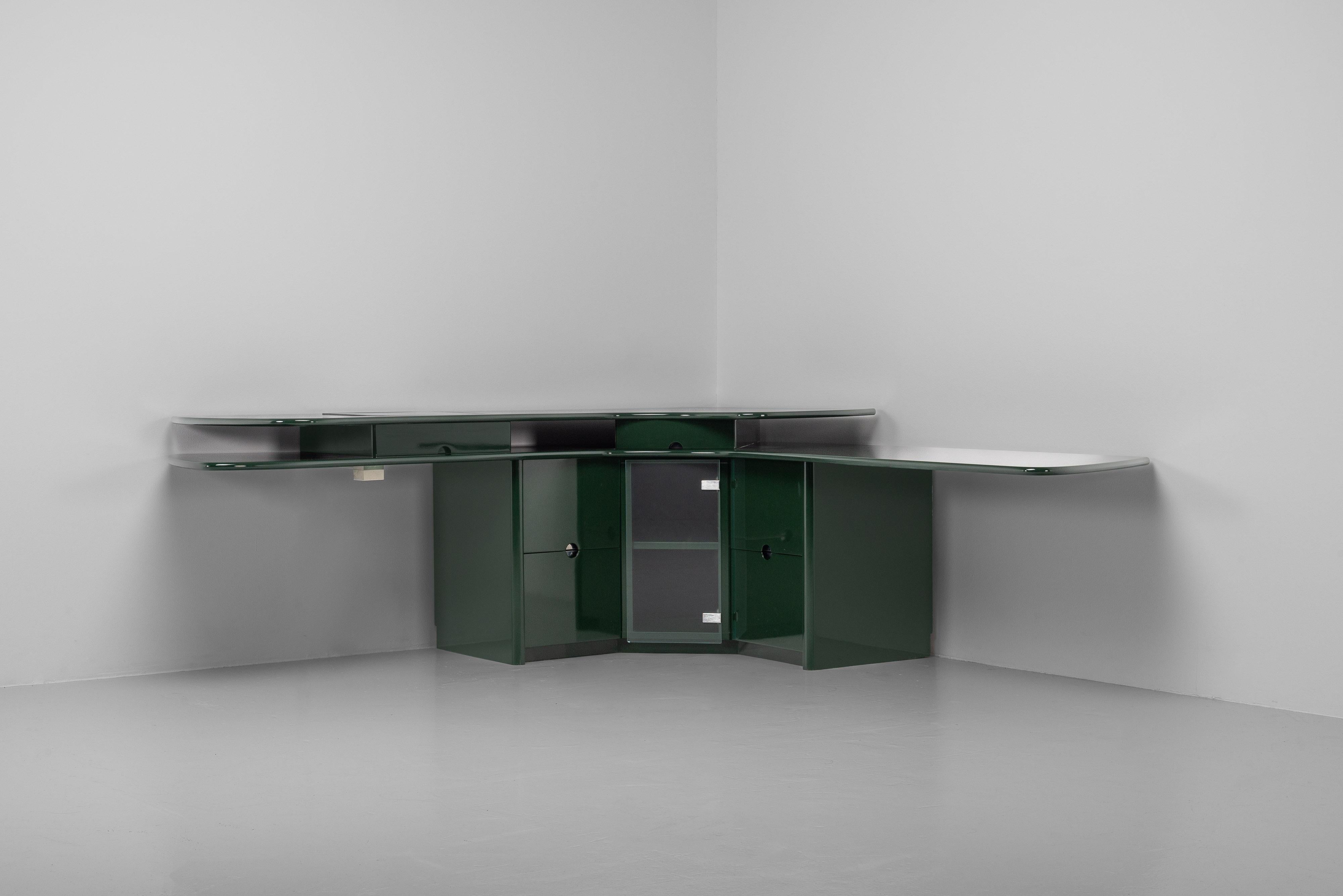 Mid-Century Modern Azucena corner cabinet shelf made in Italy 1979 For Sale