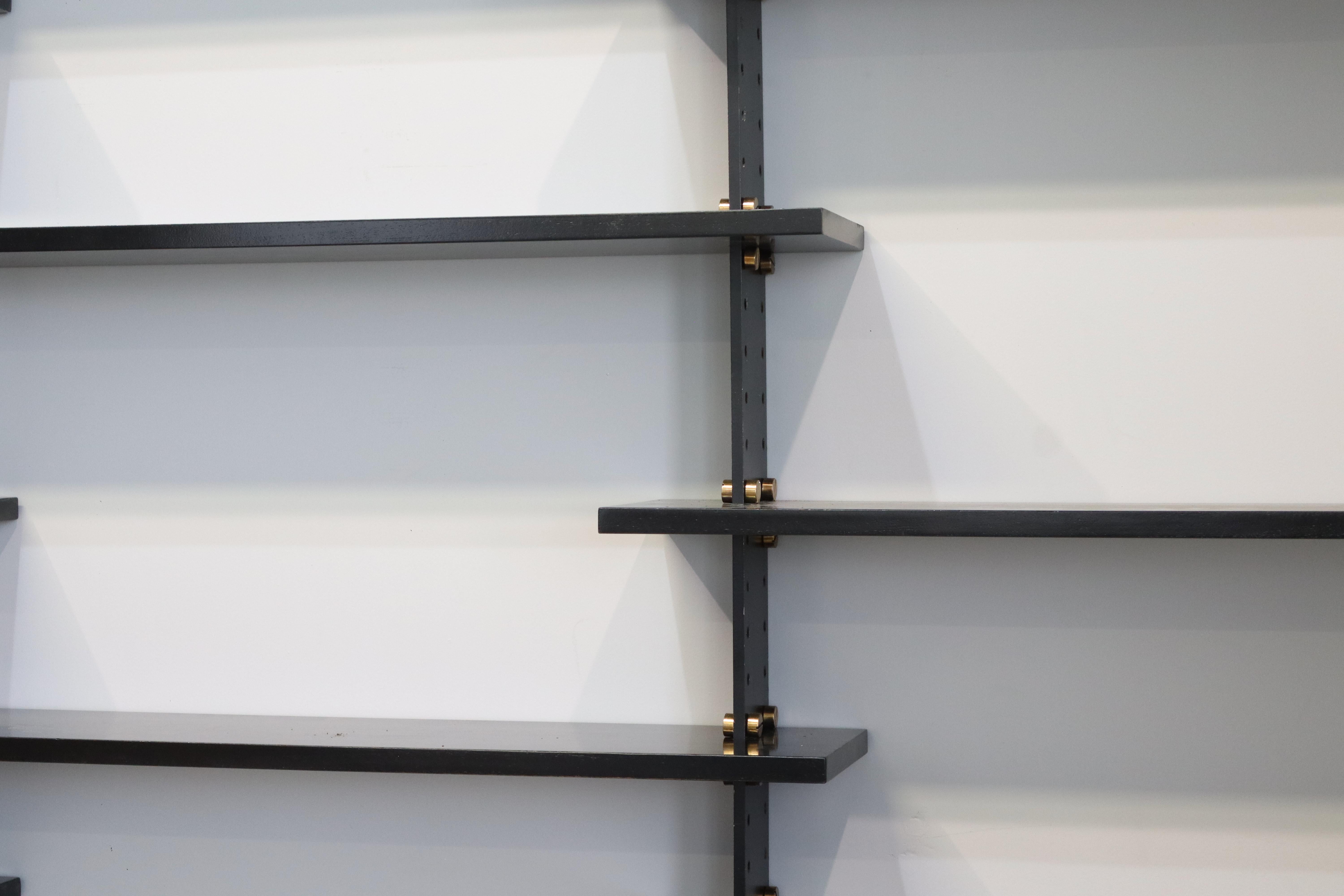 Azucena Ignazio Gardella Custodia per libri LB2 Ottone legno ebanizzato In condizioni ottime in vendita a Rovereta, Repubblica di San Marino