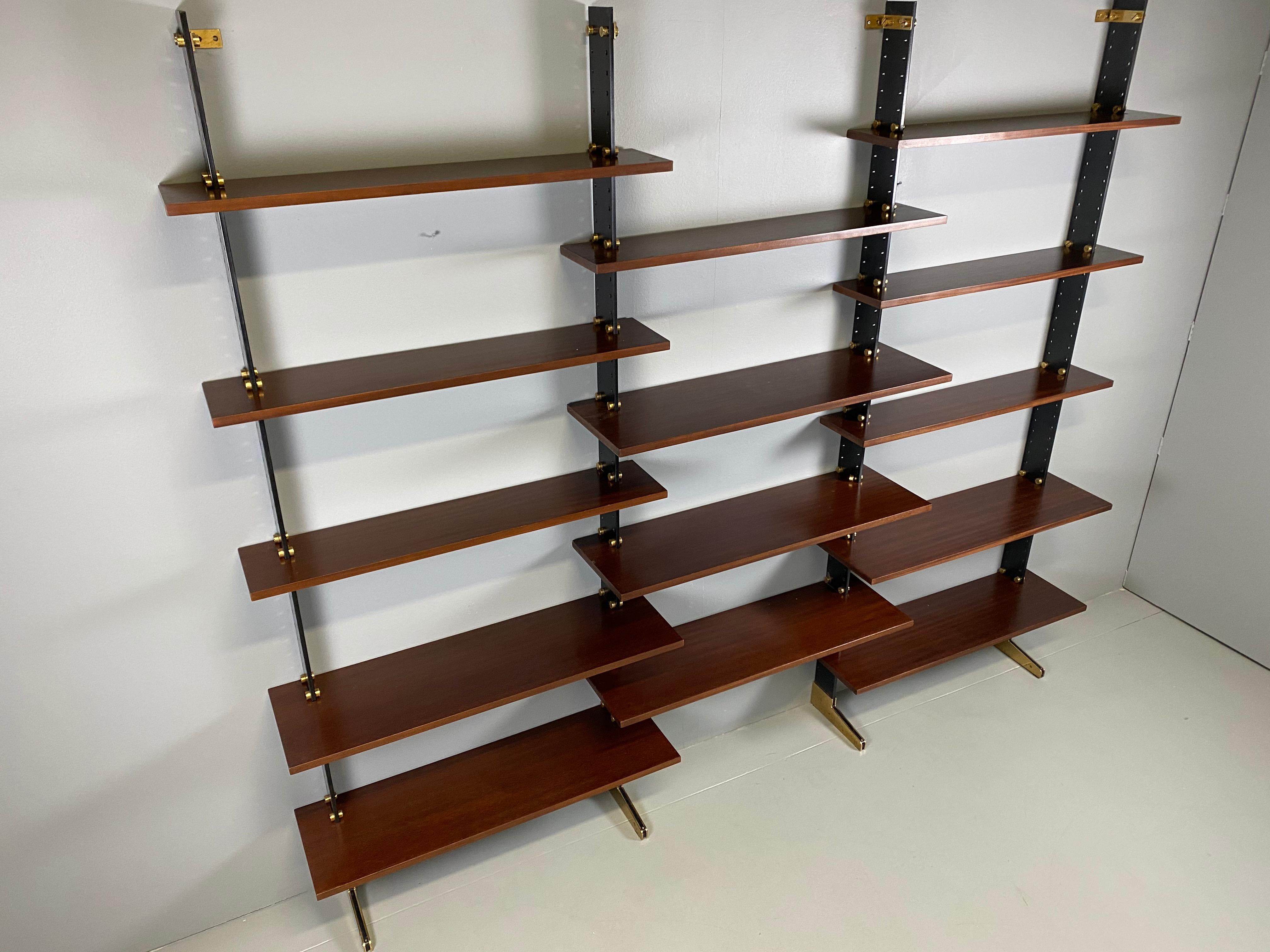 Azucena Ignazio Gardella Book Case LB2 Brass Mahogany In Good Condition In Rovereta, Repubblica di San Marino