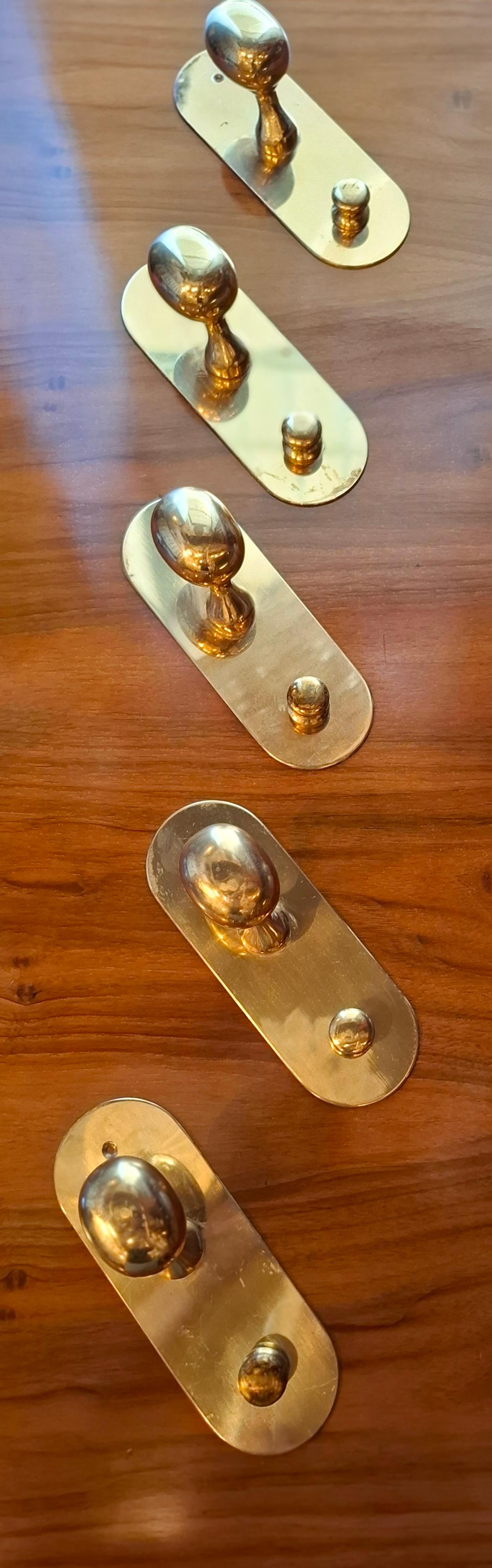 AZUCENA LUIGI CACCIA DoMINIONI n5 APPENDIABITI OTTONE  1950 ITALIA Otro en venta