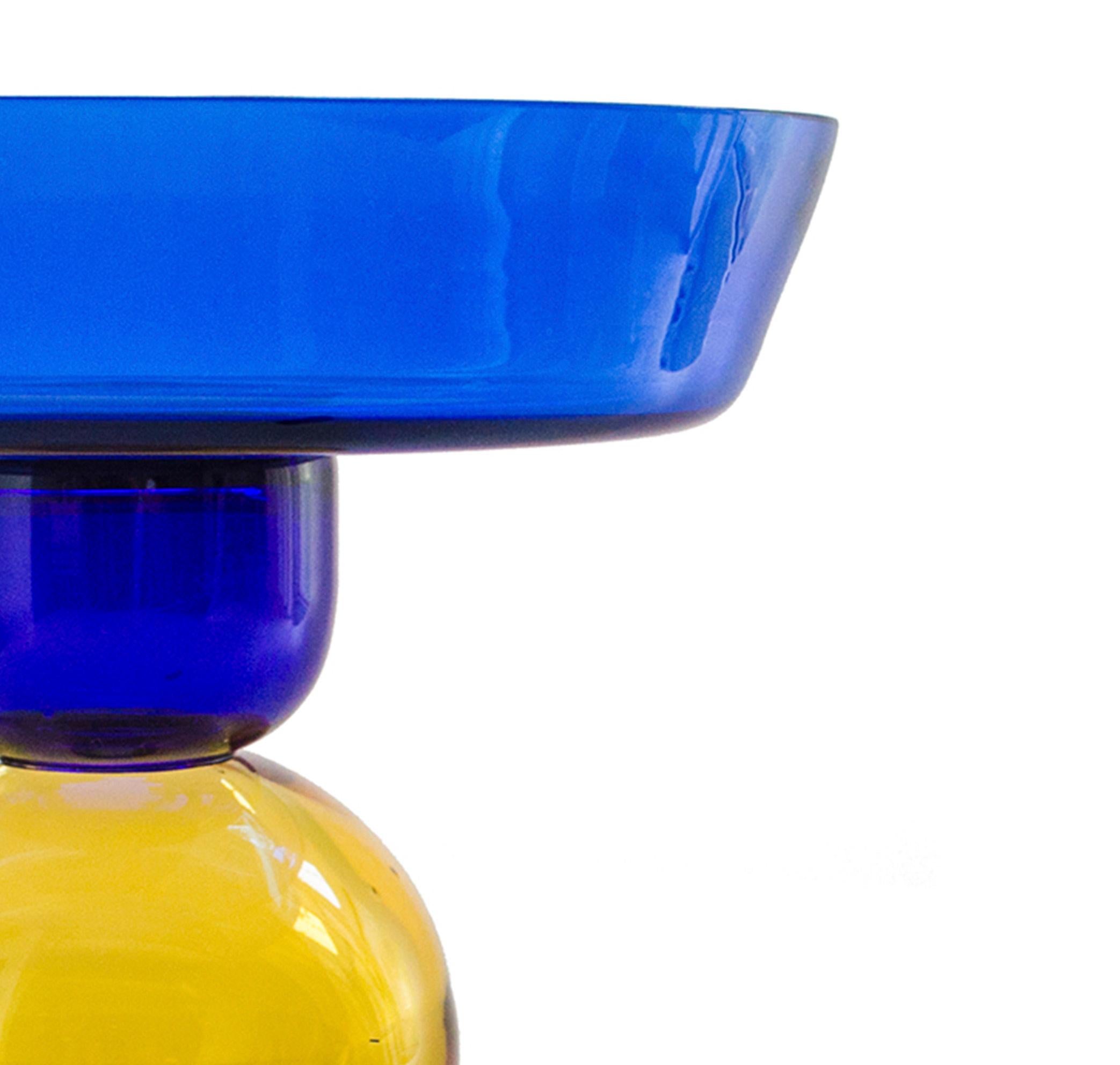 Bauhaus  Contemporary Blue Yellow Fruit Vase Blown Glass Handcrafted Natalia Criado en vente