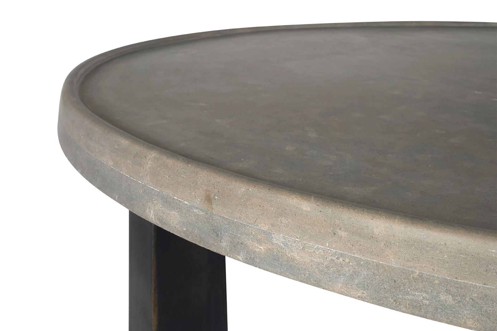 Azul Valverde Table basse à bord plat Bon état - En vente à Dallas, TX