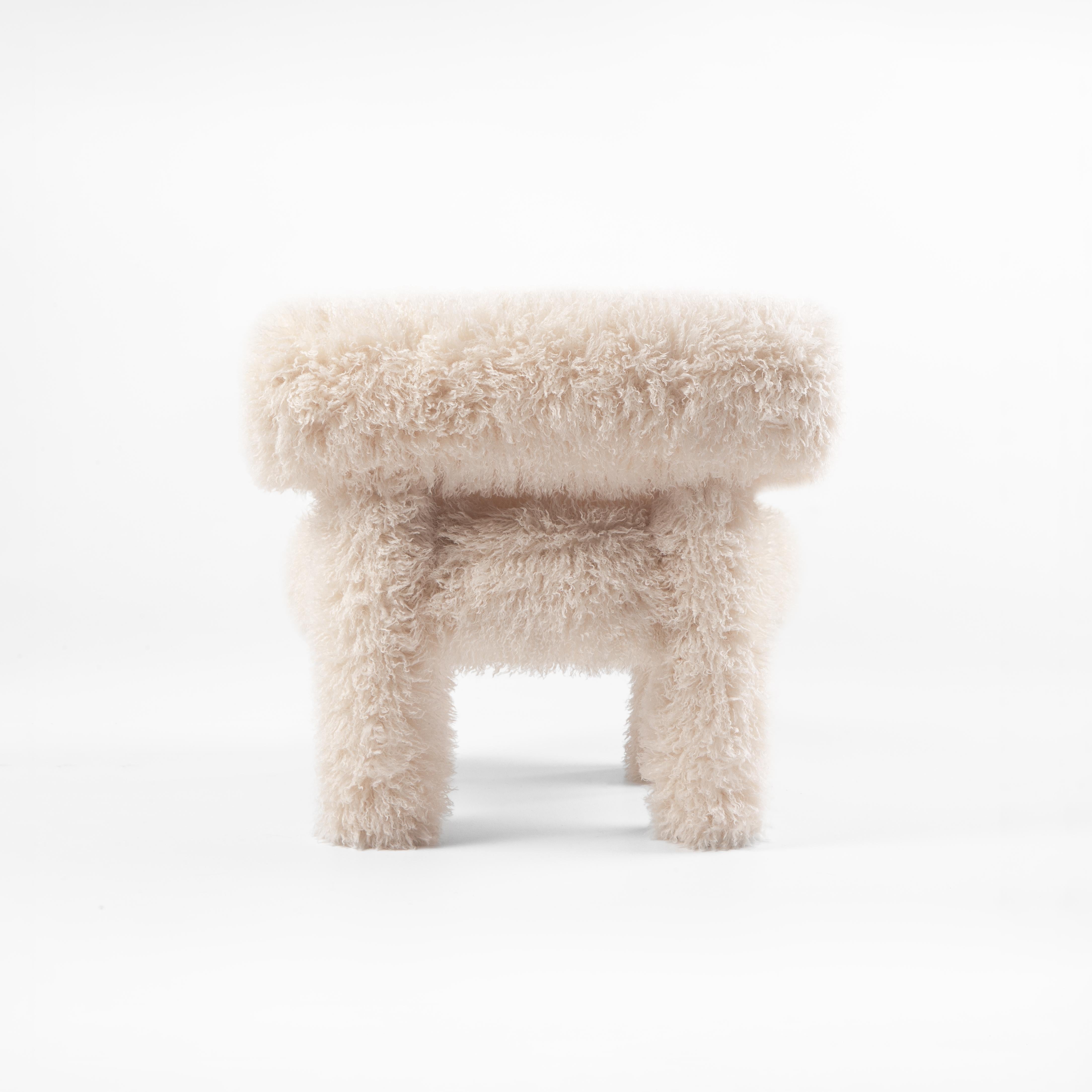 Ukrainien Chaise basse Gropius CS1 Azur Cotonneux en fausse fourrure, Édition Fluffy par NOOM en vente