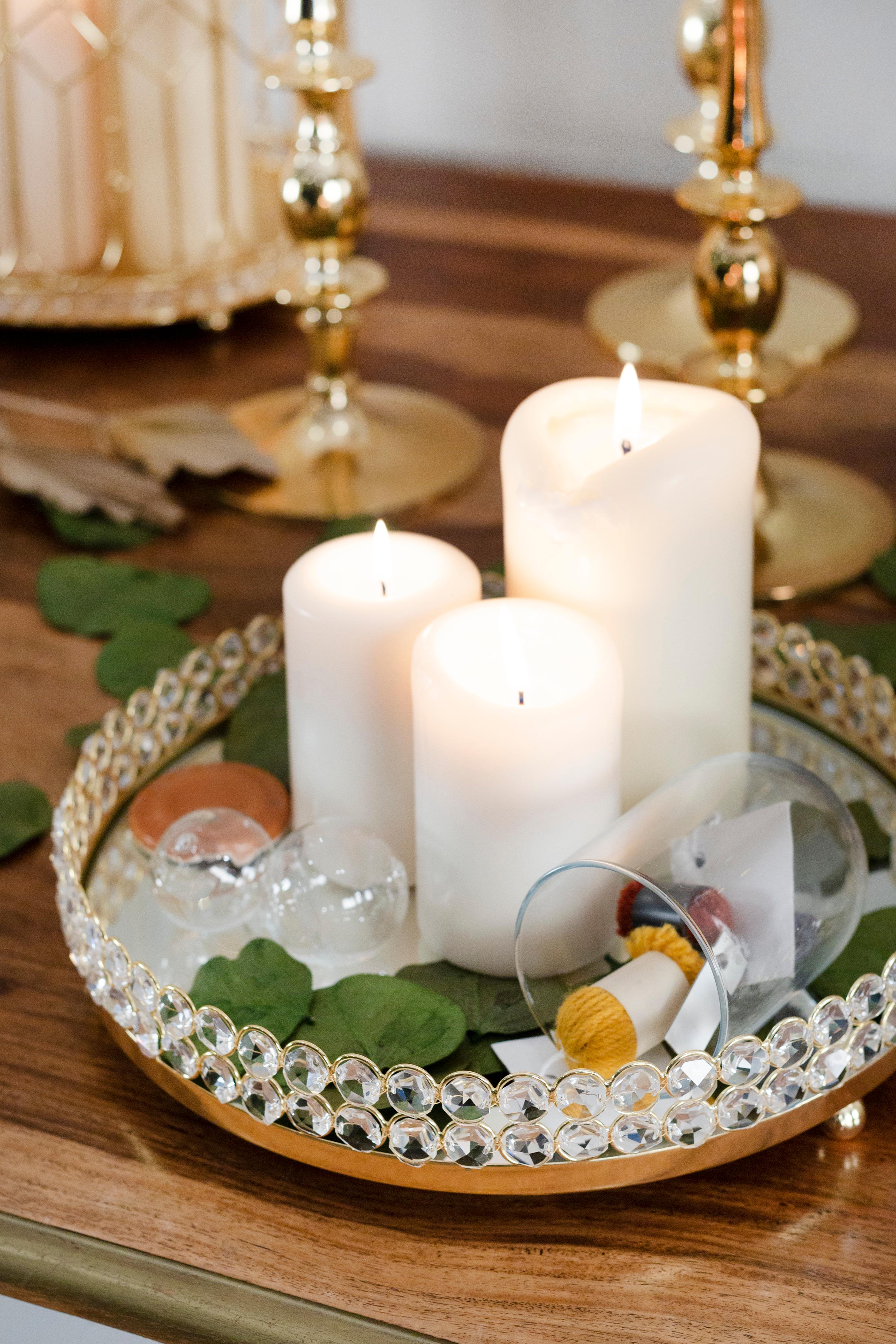 Dekorative Kerzenständer und Tablett, goldenes Nickel, handgefertigt von Lusitanus Home im Angebot 4
