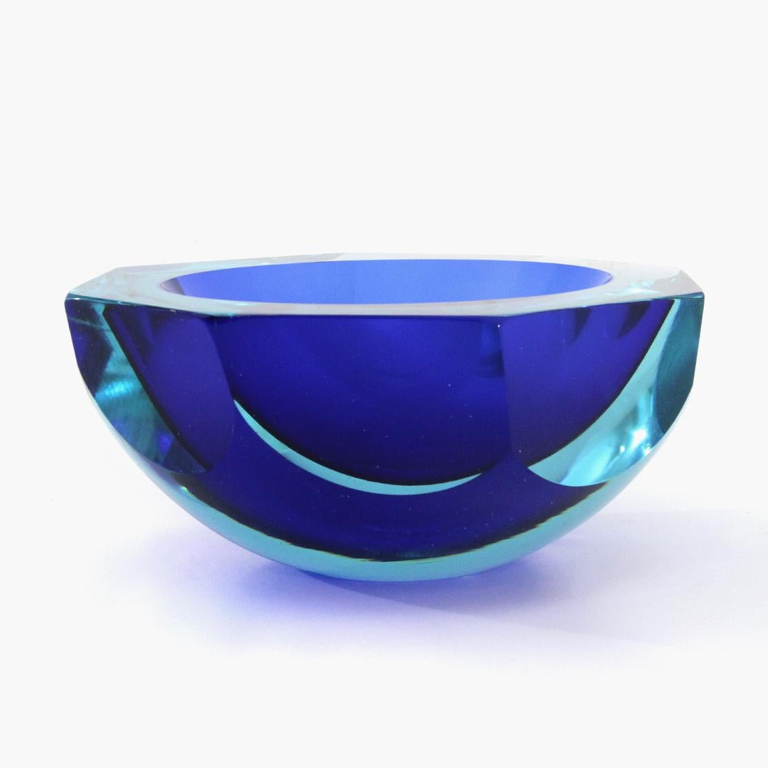Italian Azure and blue Murano glass bowl, 1960s For Sale