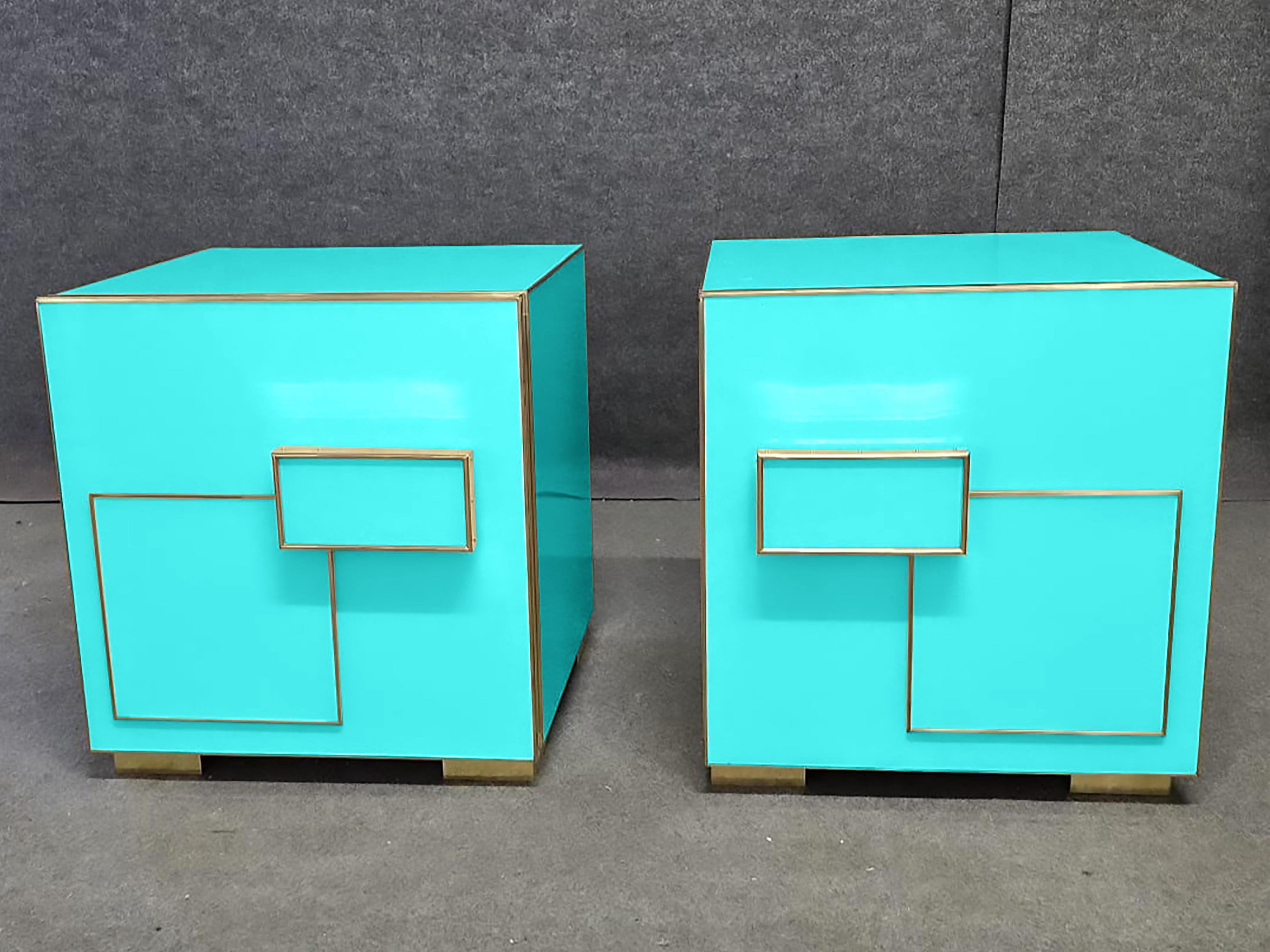 Elevate your bedroom with Azure Dreams bedside tables, a luxurious mix of Art Deco inspiration and Italian craftsmanship.

Each bedside table is meticulously handcrafted in Italy from solid wood, blue Murano glass and refined brass to ensure