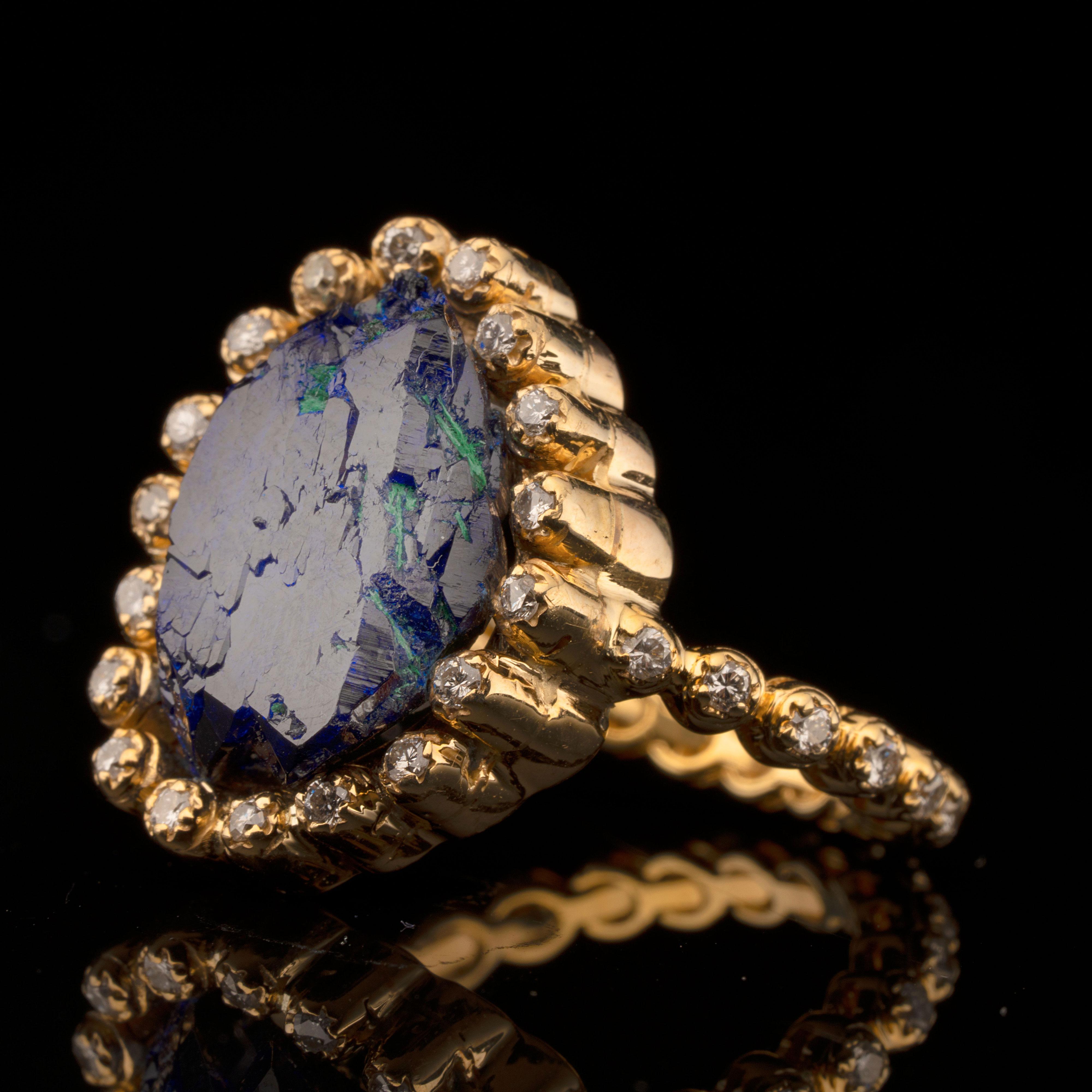 Taglio rotondo Anello con azurite e diamanti in vendita