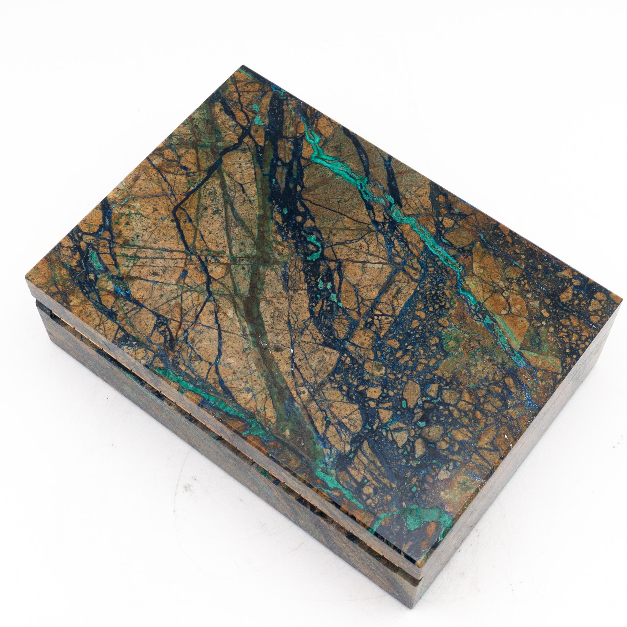 Azurite Box with Hinged Lid In New Condition In New York, NY