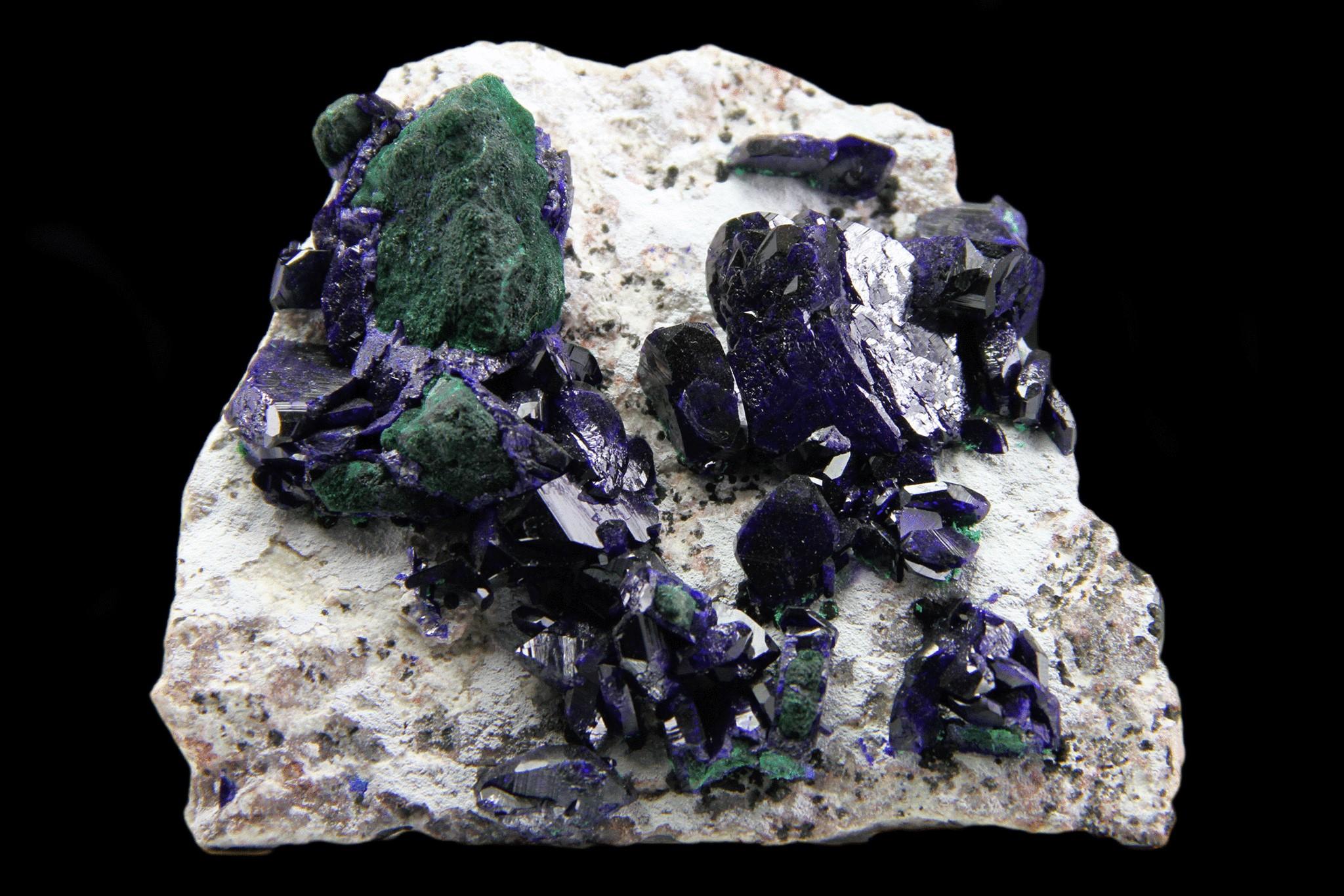 Azurite From Milpillas Mine, Cuitaca, Sonora, Mexico (374.3 grams) In New Condition For Sale In New York, NY