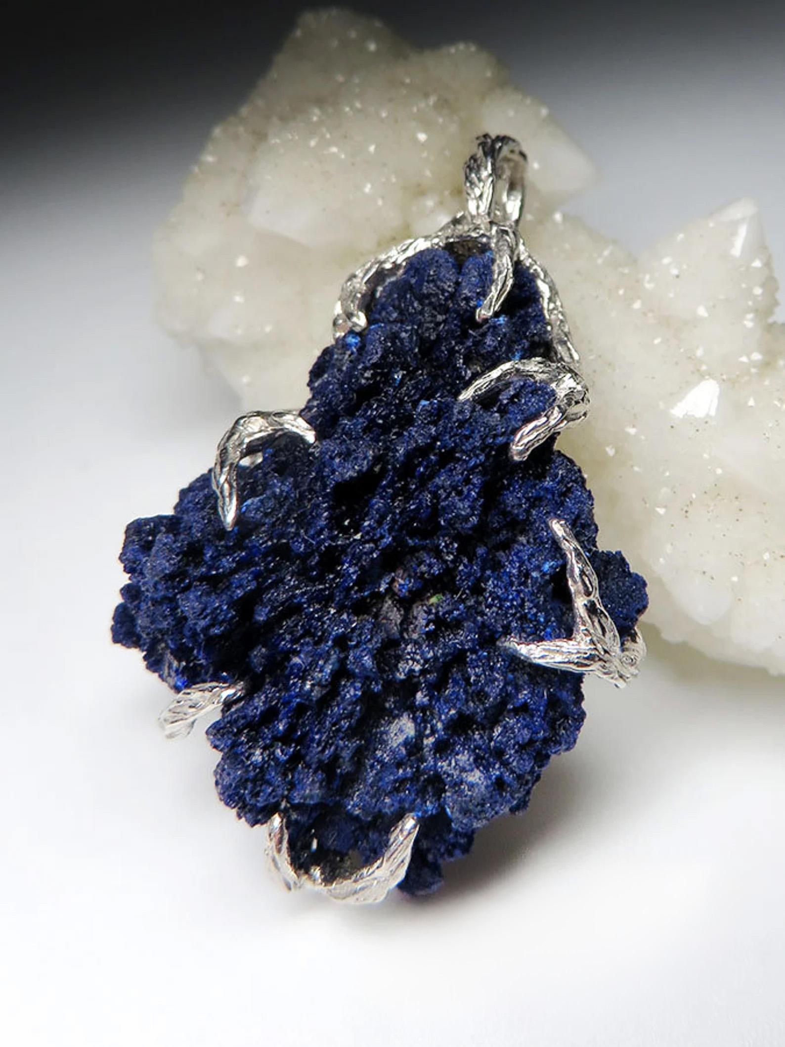 Women's or Men's Azurite Silver Pendant Raw Crystal Healing jewelry Blue Navy valentines day gift For Sale