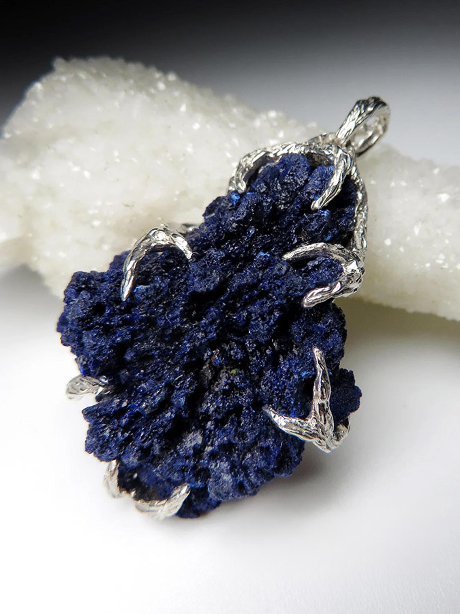 Azurite Silver Pendant Raw Crystal Healing jewelry Blue Navy valentines day gift For Sale 2