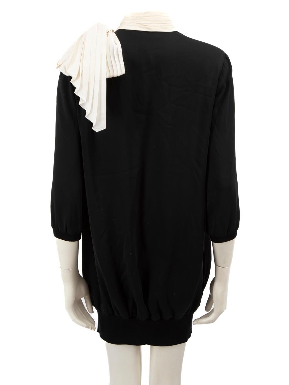 Azzaro Black Detachable Bow Mini Dress Size XL In Good Condition For Sale In London, GB