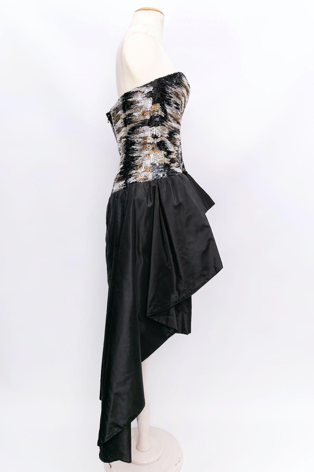 Azzaro bustier Embroidered Taffeta Dress  In Excellent Condition For Sale In SAINT-OUEN-SUR-SEINE, FR