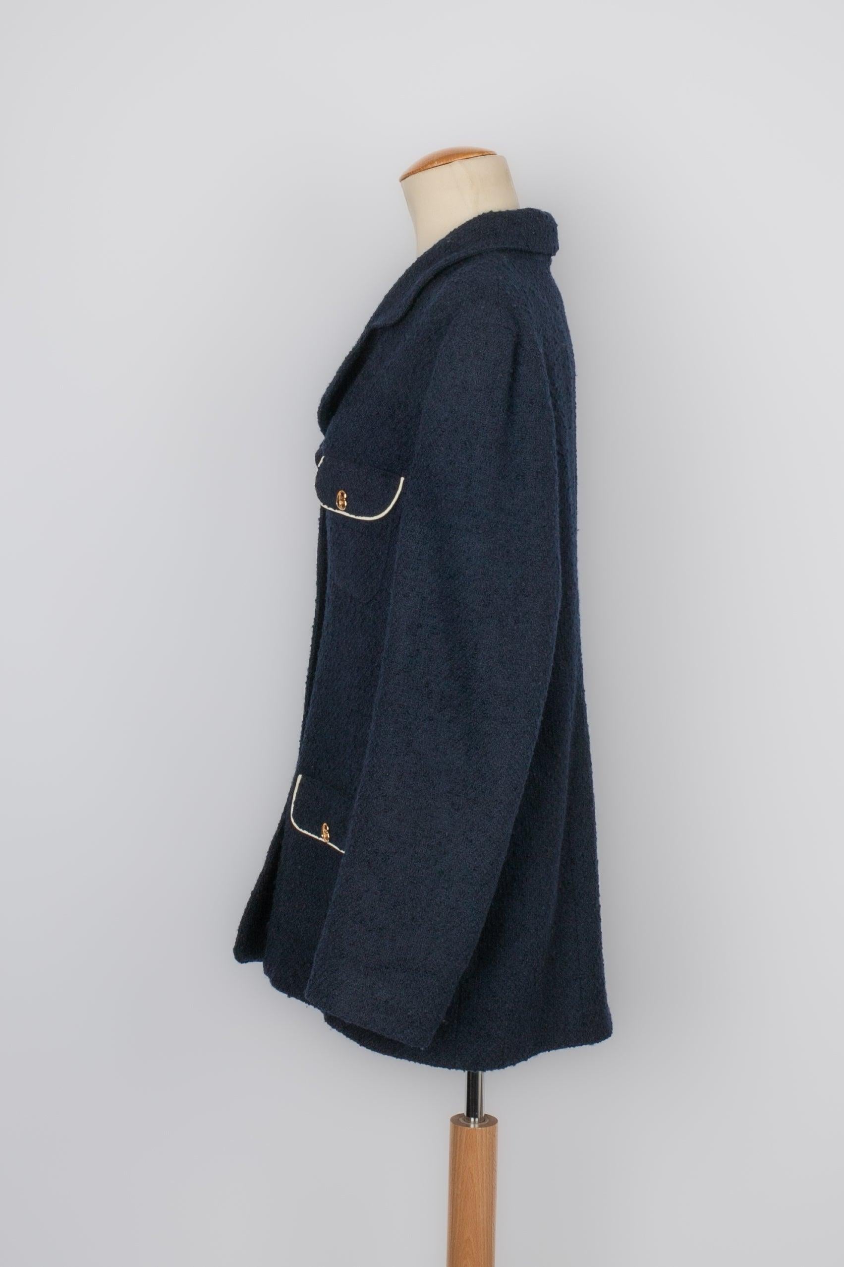 Azzaro - Veste en laine bleu marine et boutons en métal doré Pour femmes en vente