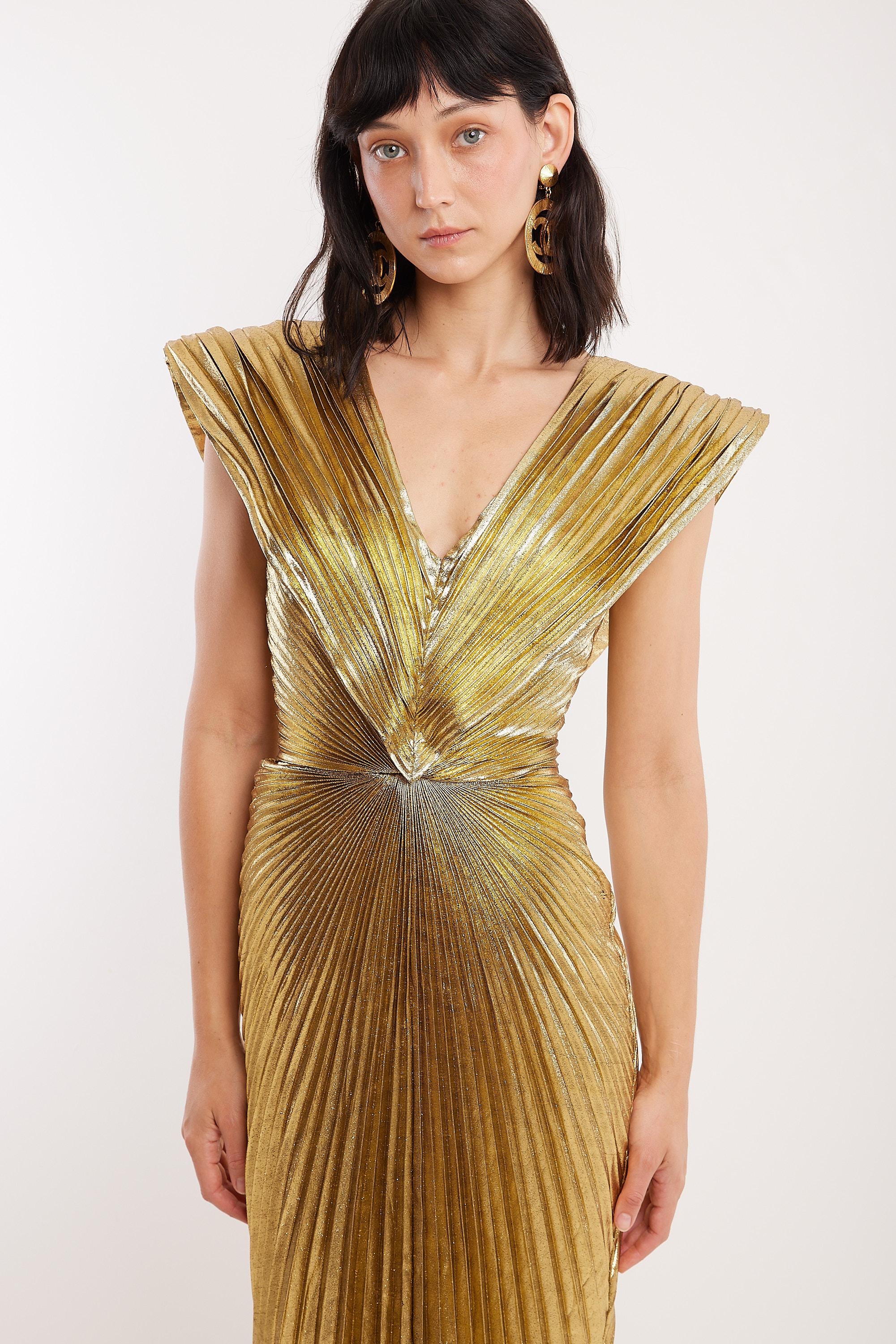 Azzaro Paris 80's Gold Lamé Sunray Plissé Met Gala Evening Gown en vente 1