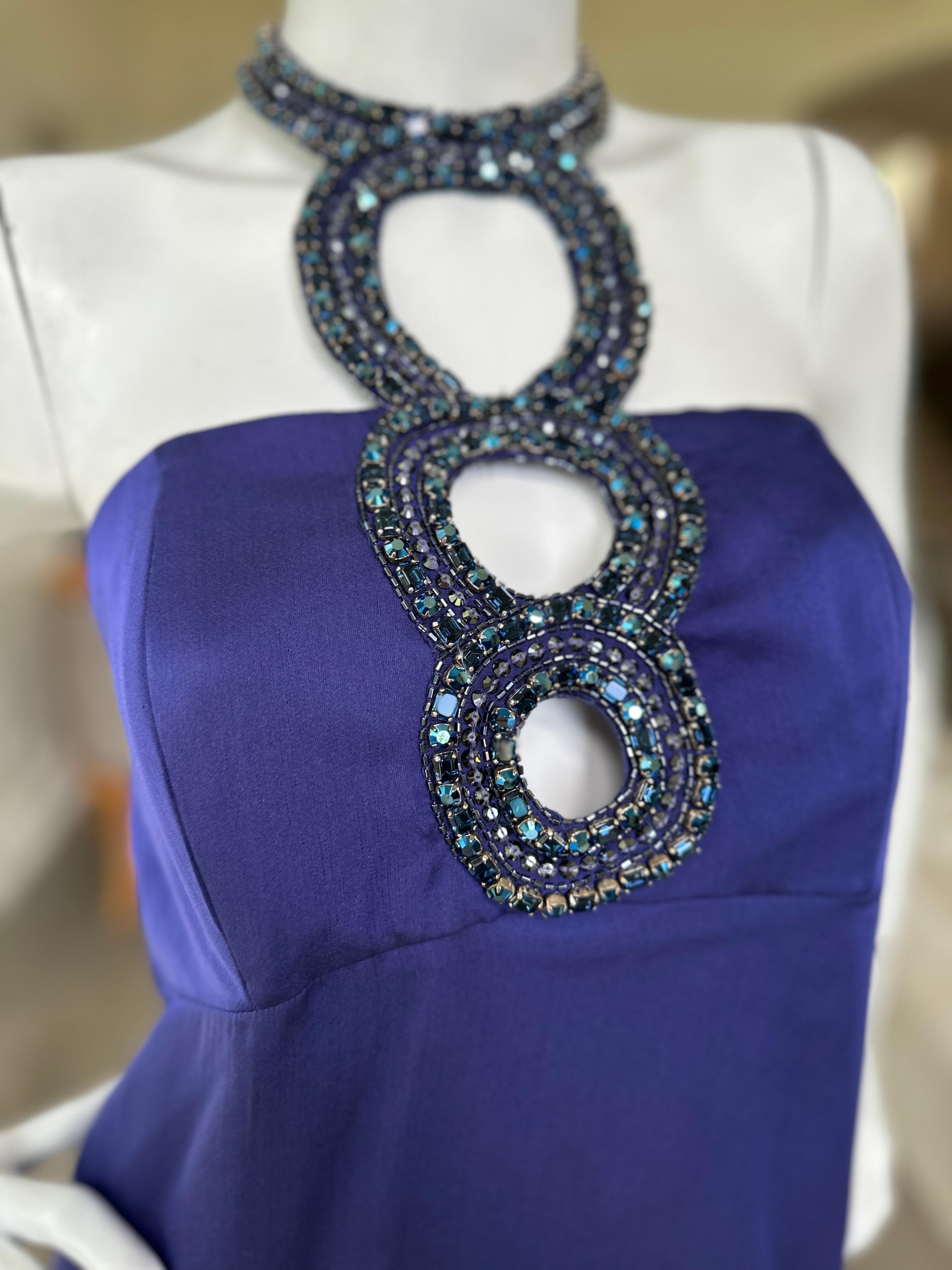 Azzaro - Robe de cocktail en soie bleue vintage avec trou de serrure orné de bijoux en vente 2