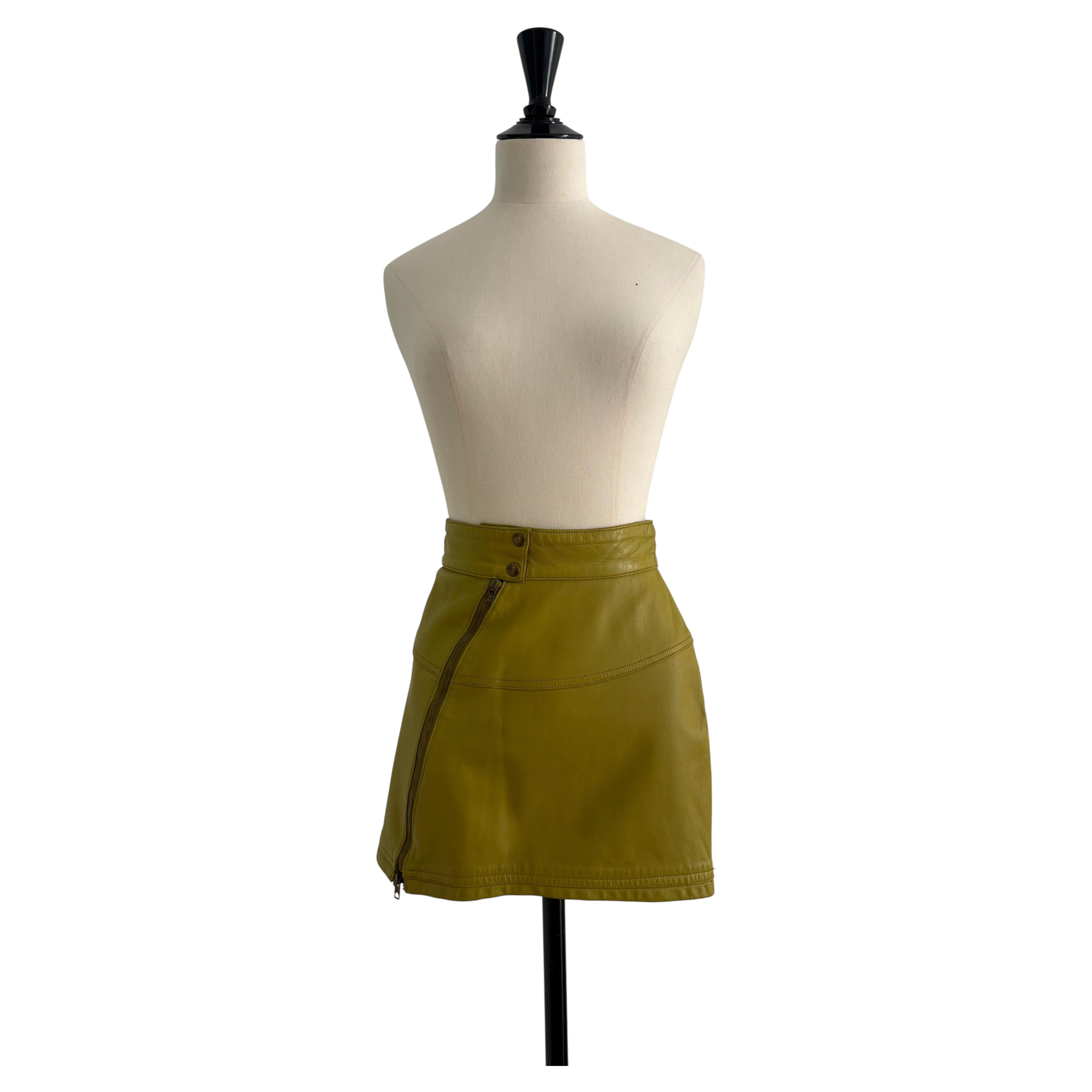 Mini-jupe vintage en cuir Azzedine Alaïa, 1986, vert citron, taille 40