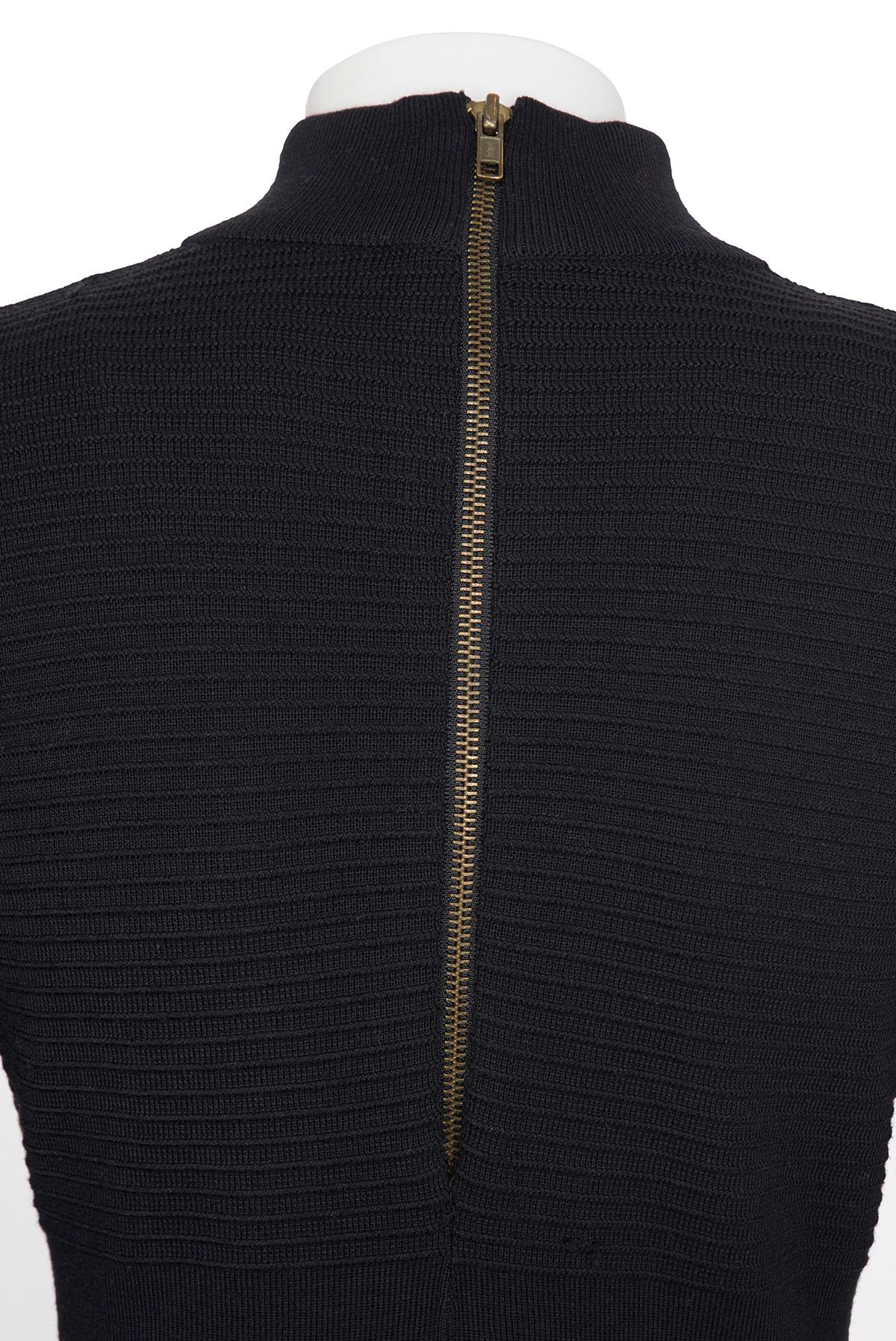 AZZEDINE ALAÏA 90'S Langärmeliges mittellanges Strickkleid mit Rippen im Zustand „Gut“ im Angebot in Milano, MILANO